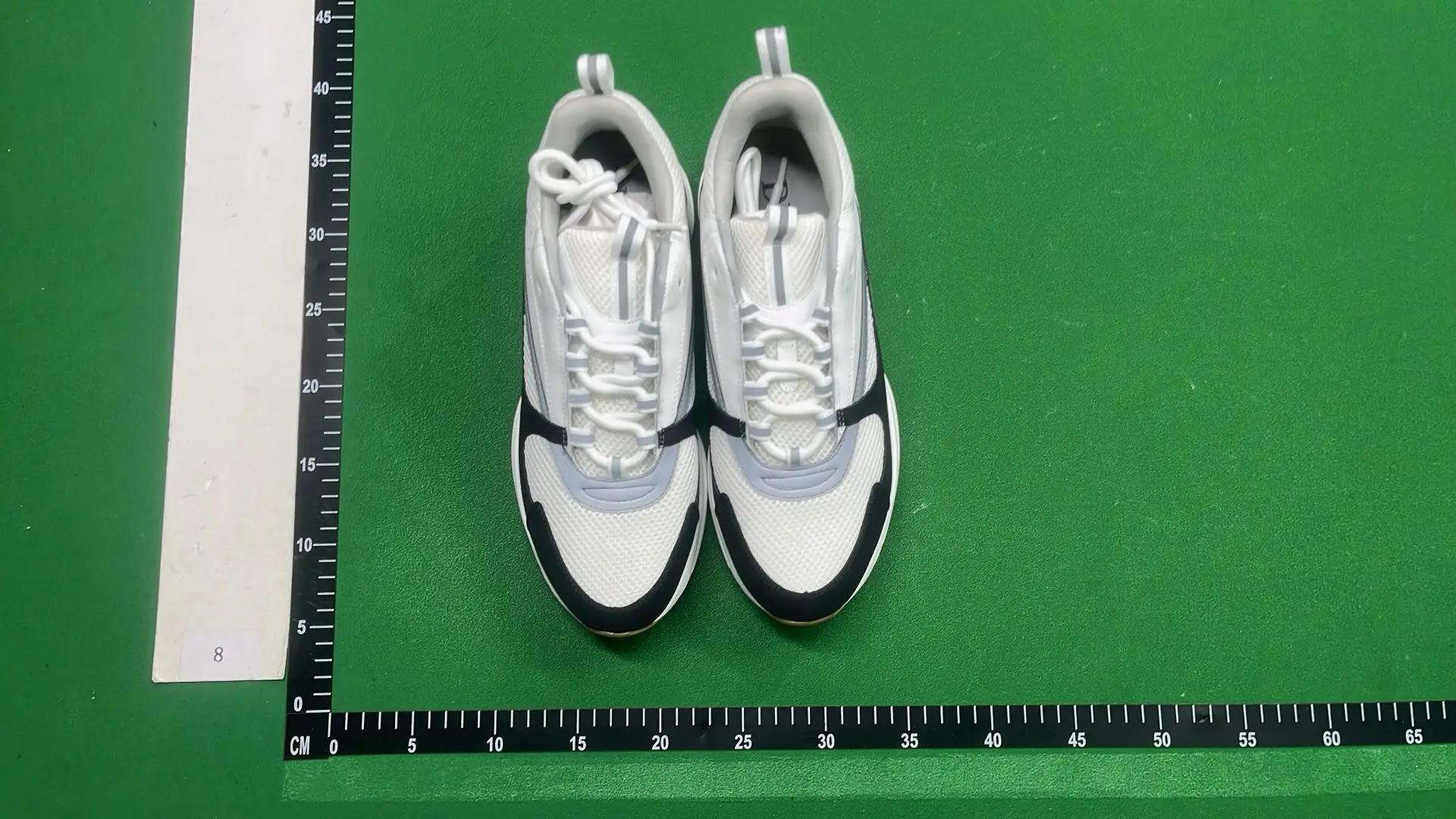 1:1 Batch DIOR B22 Shoes-1  in the Best OopBuy Spreadsheet QC photos