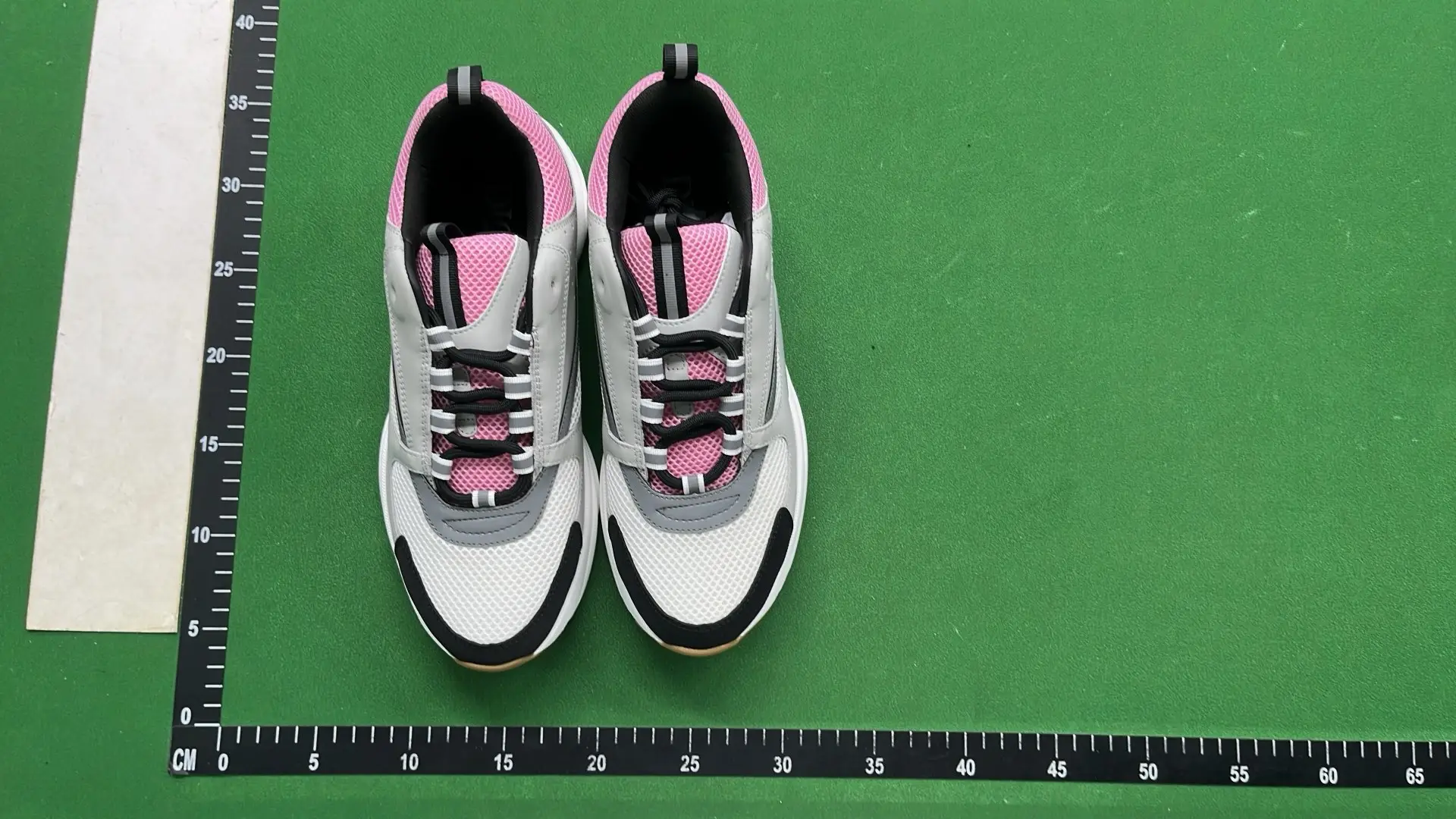 1:1 Batch DIOR B22 Shoes-1  in the Best OopBuy Spreadsheet QC photos