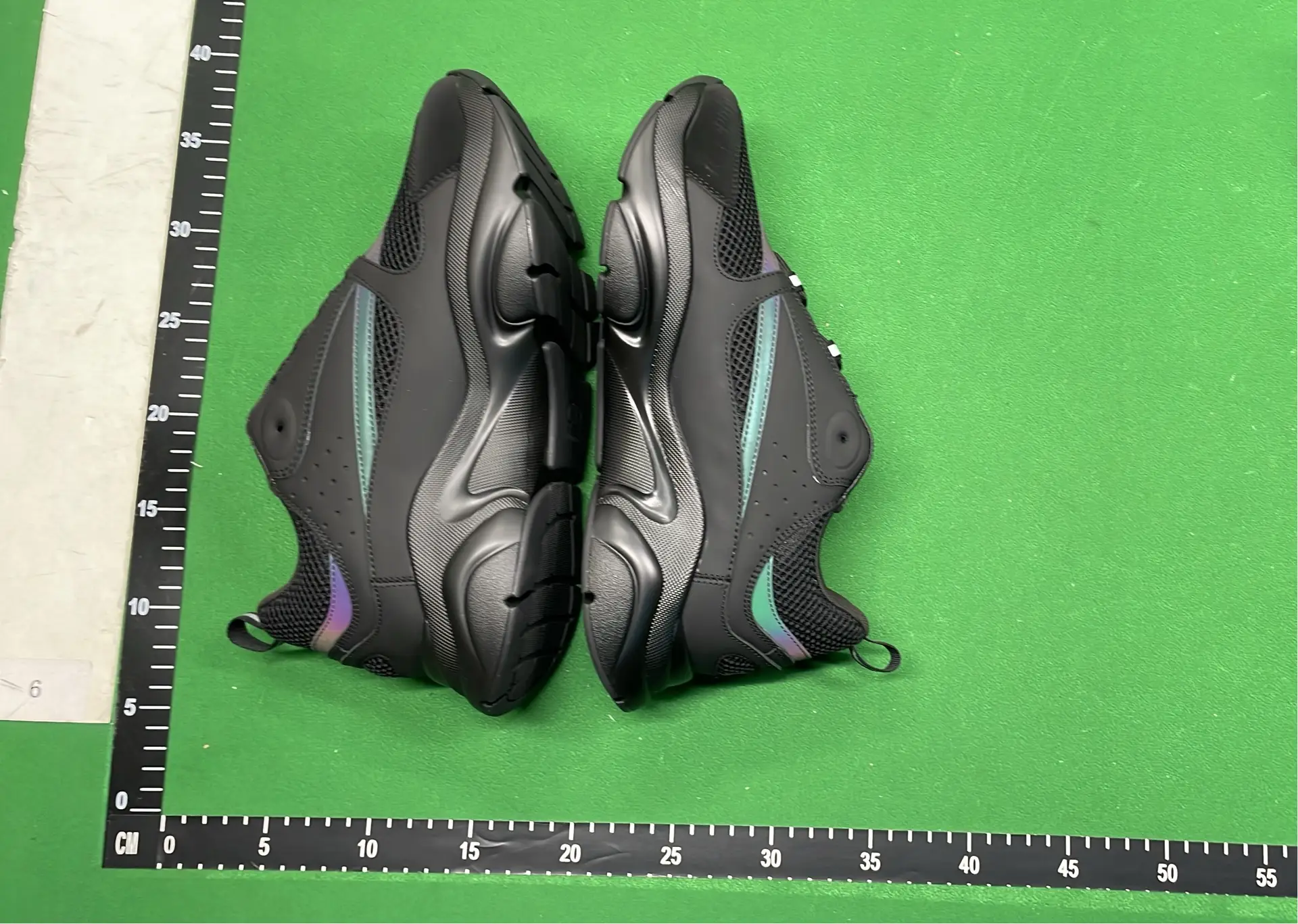 1:1 Batch DIOR B22 Shoes-1  in the Best OopBuy Spreadsheet QC photos