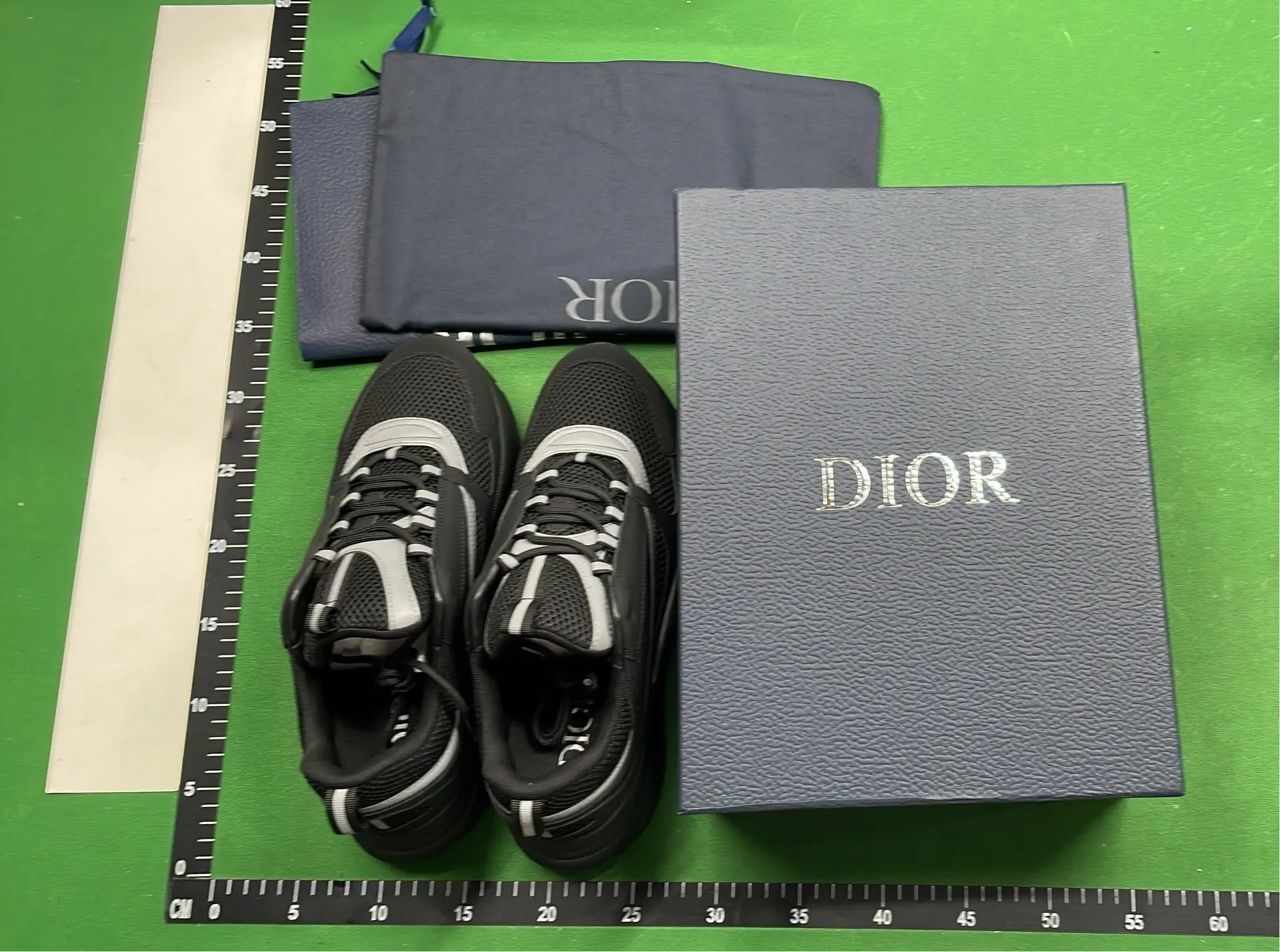 1:1 Batch DIOR B22 Shoes-1  in the Best OopBuy Spreadsheet QC photos