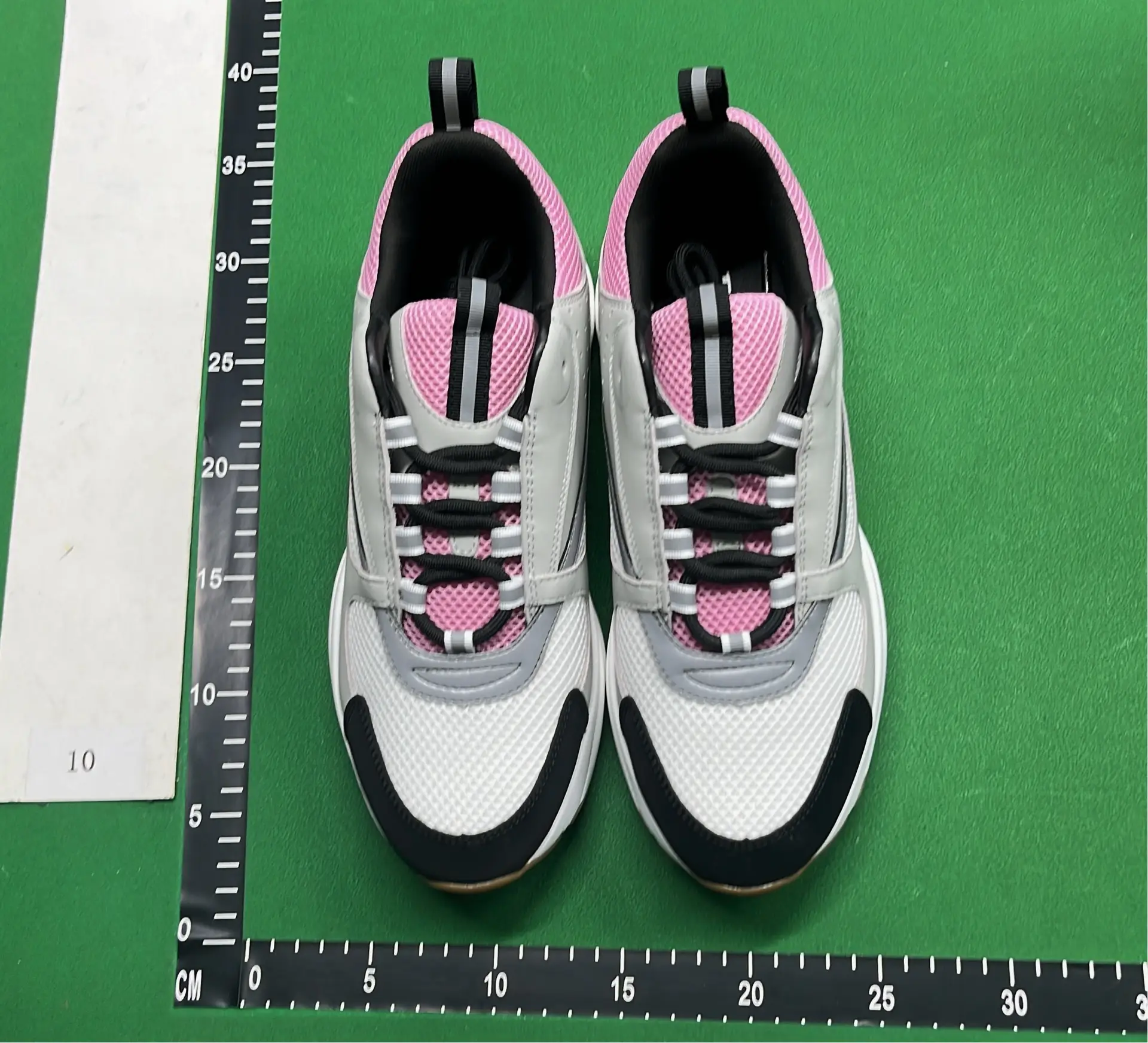 1:1 Batch DIOR B22 Shoes-1  in the Best OopBuy Spreadsheet QC photos