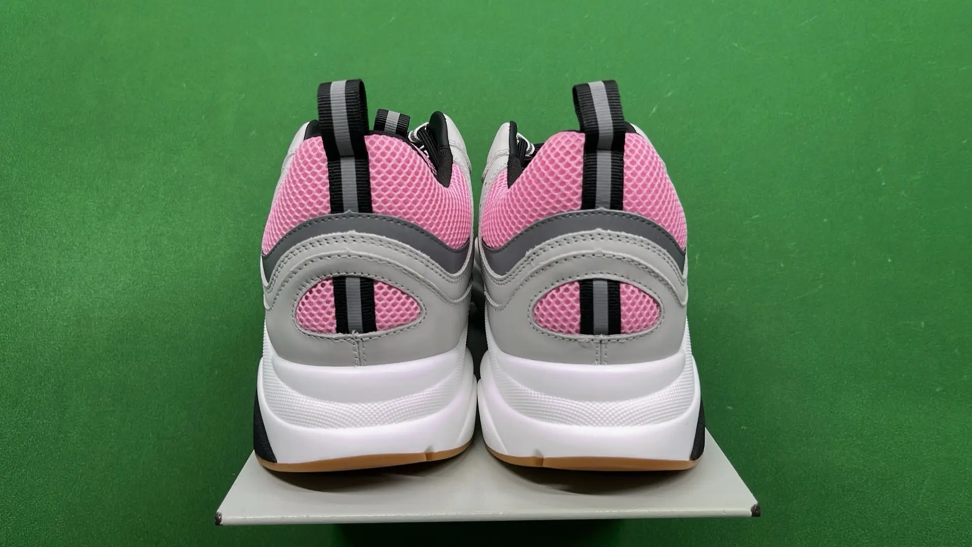 1:1 Batch DIOR B22 Shoes-1  in the Best OopBuy Spreadsheet QC photos
