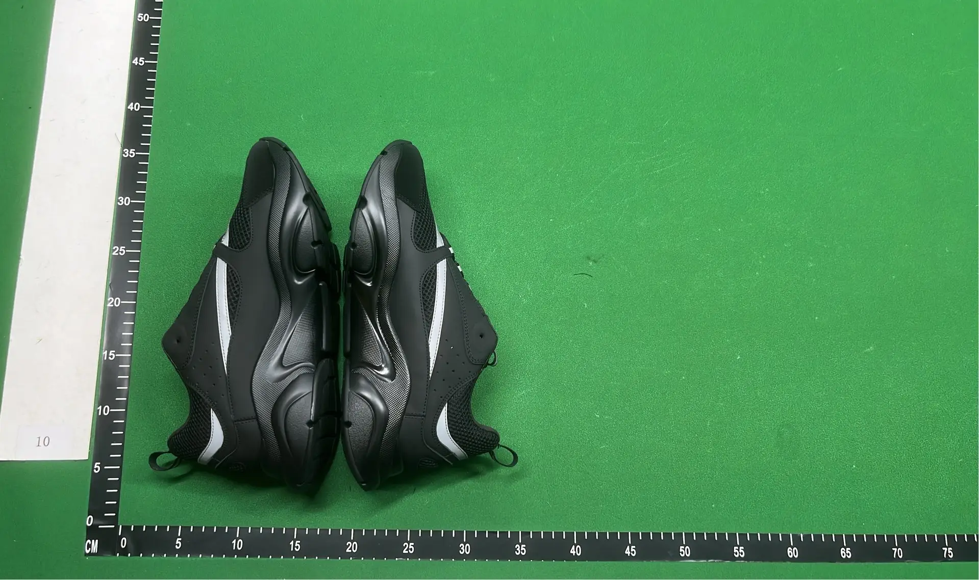 1:1 Batch DIOR B22 Shoes-1  in the Best OopBuy Spreadsheet QC photos