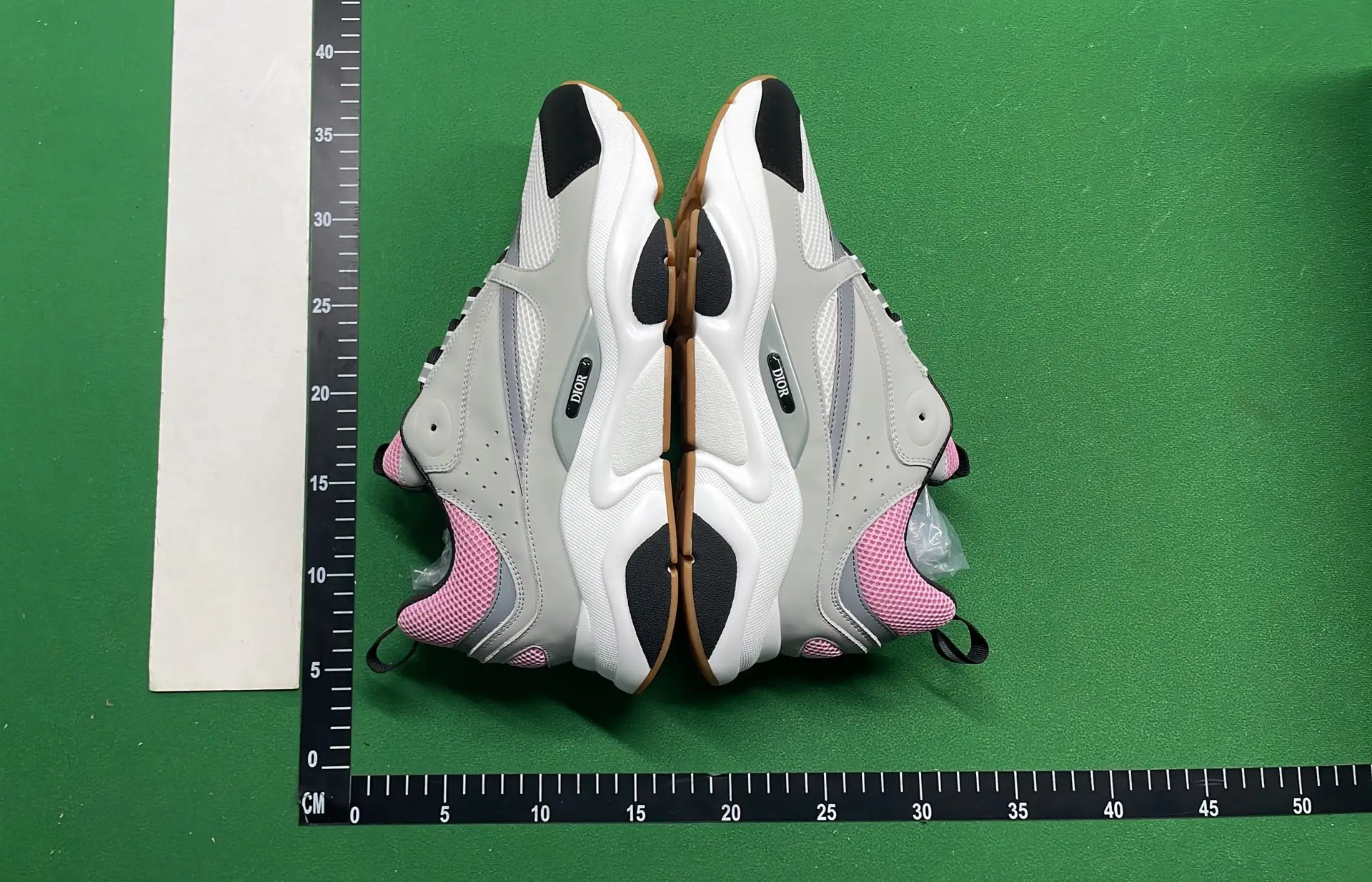 1:1 Batch DIOR B22 Shoes-1  in the Best OopBuy Spreadsheet QC photos