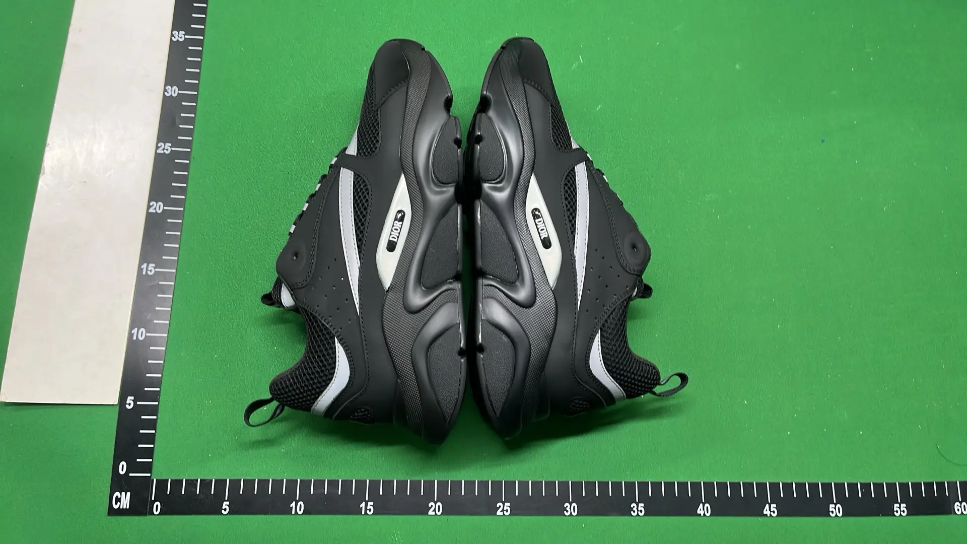 1:1 Batch DIOR B22 Shoes-1  in the Best OopBuy Spreadsheet QC photos