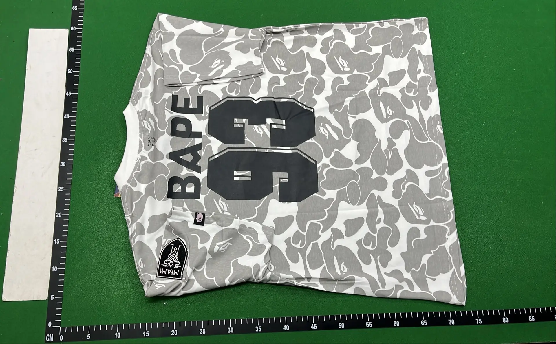 1:1 Batch Abape Tshirt  in the Best OopBuy Spreadsheet QC photos