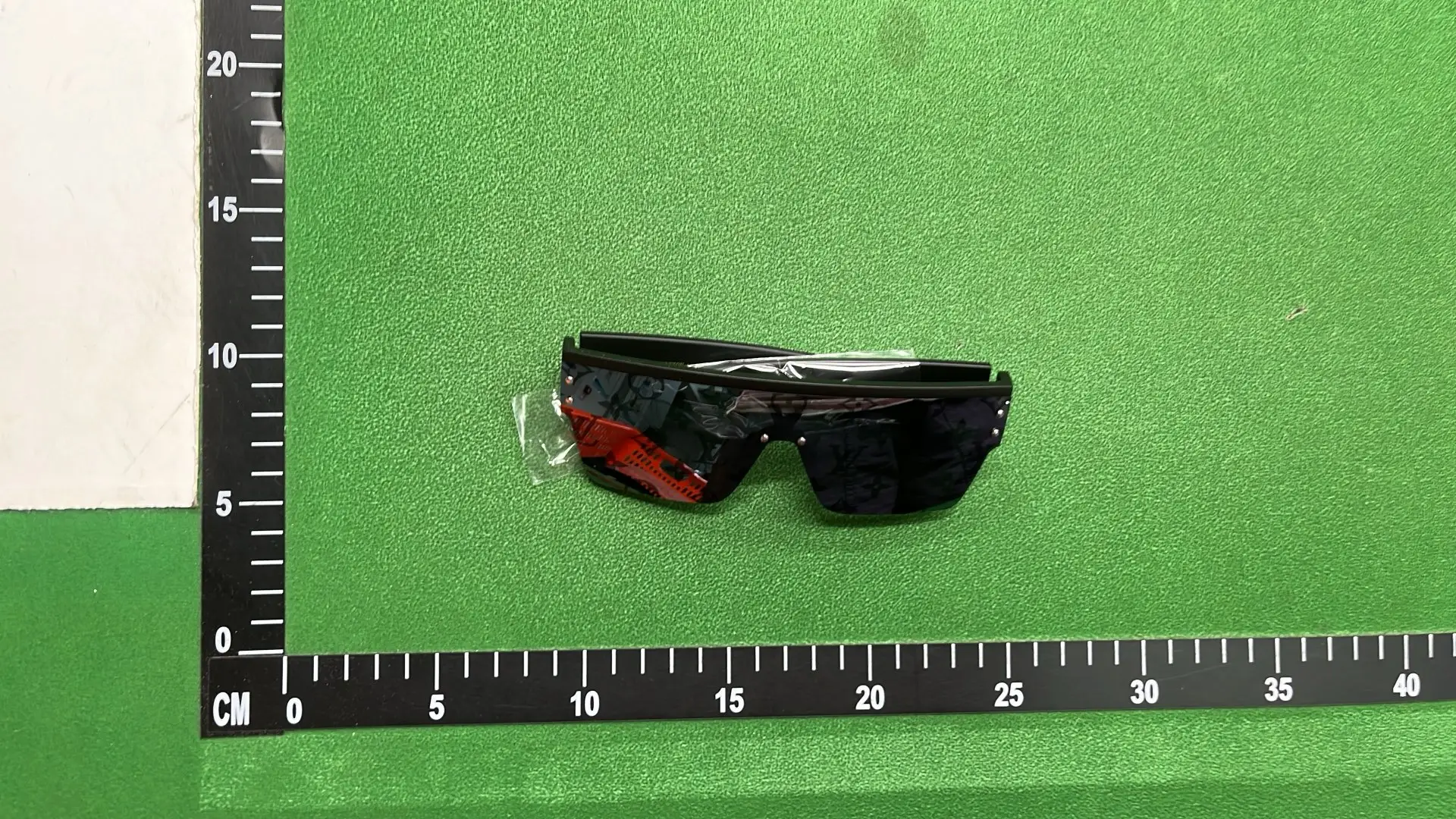 1:1 Batch LOUIS VUITTON sunglasses  in the Best OopBuy Spreadsheet QC photos