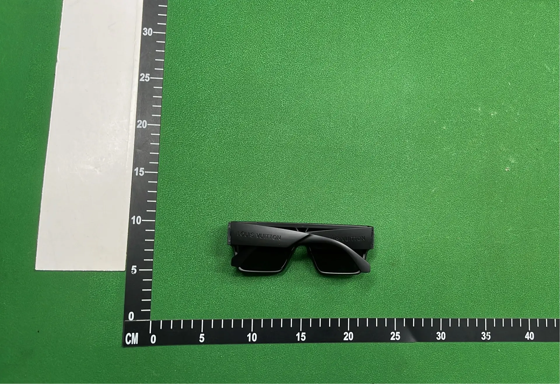 1:1 Batch LOUIS VUITTON sunglasses  in the Best OopBuy Spreadsheet QC photos