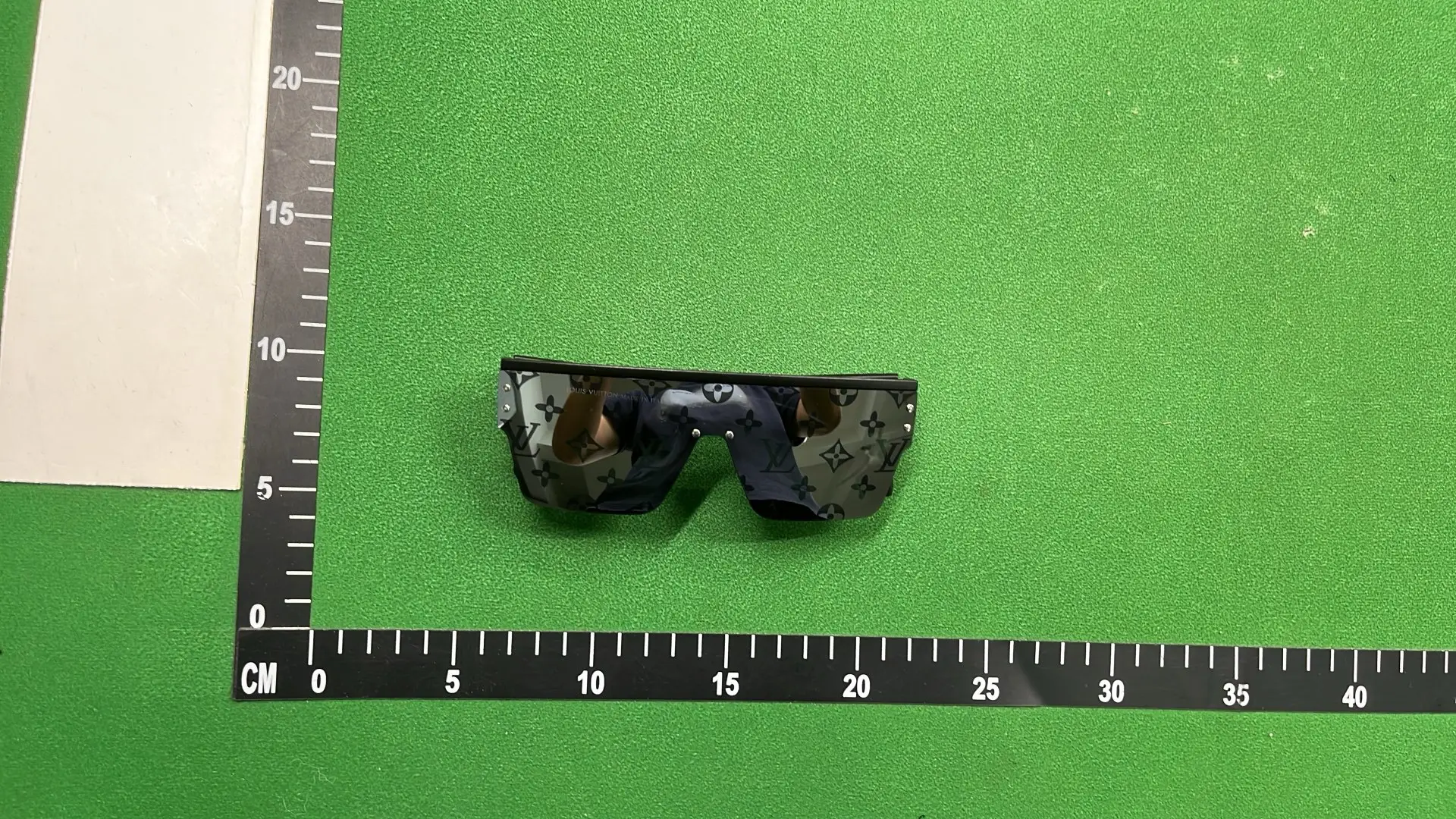 1:1 Batch LOUIS VUITTON sunglasses  in the Best OopBuy Spreadsheet QC photos