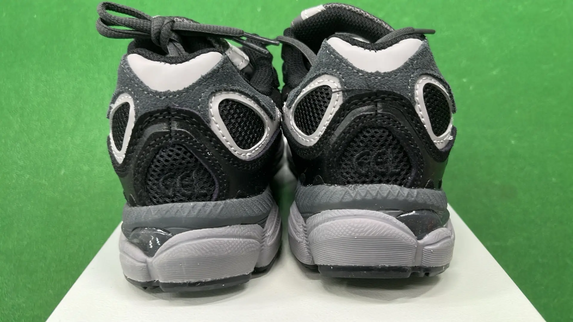 1:1 Batch Asics GEL-NYCshoes  in the Best OopBuy Spreadsheet QC photos
