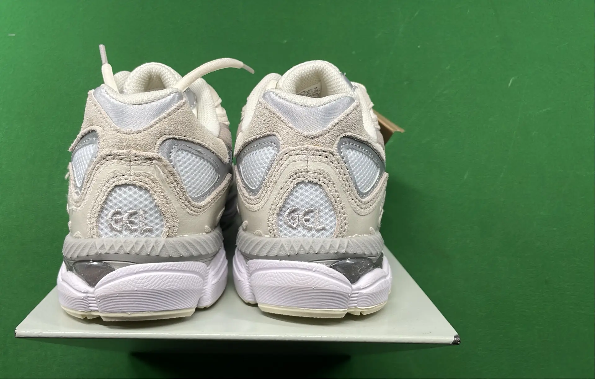 1:1 Batch Asics GEL-NYCshoes  in the Best OopBuy Spreadsheet QC photos