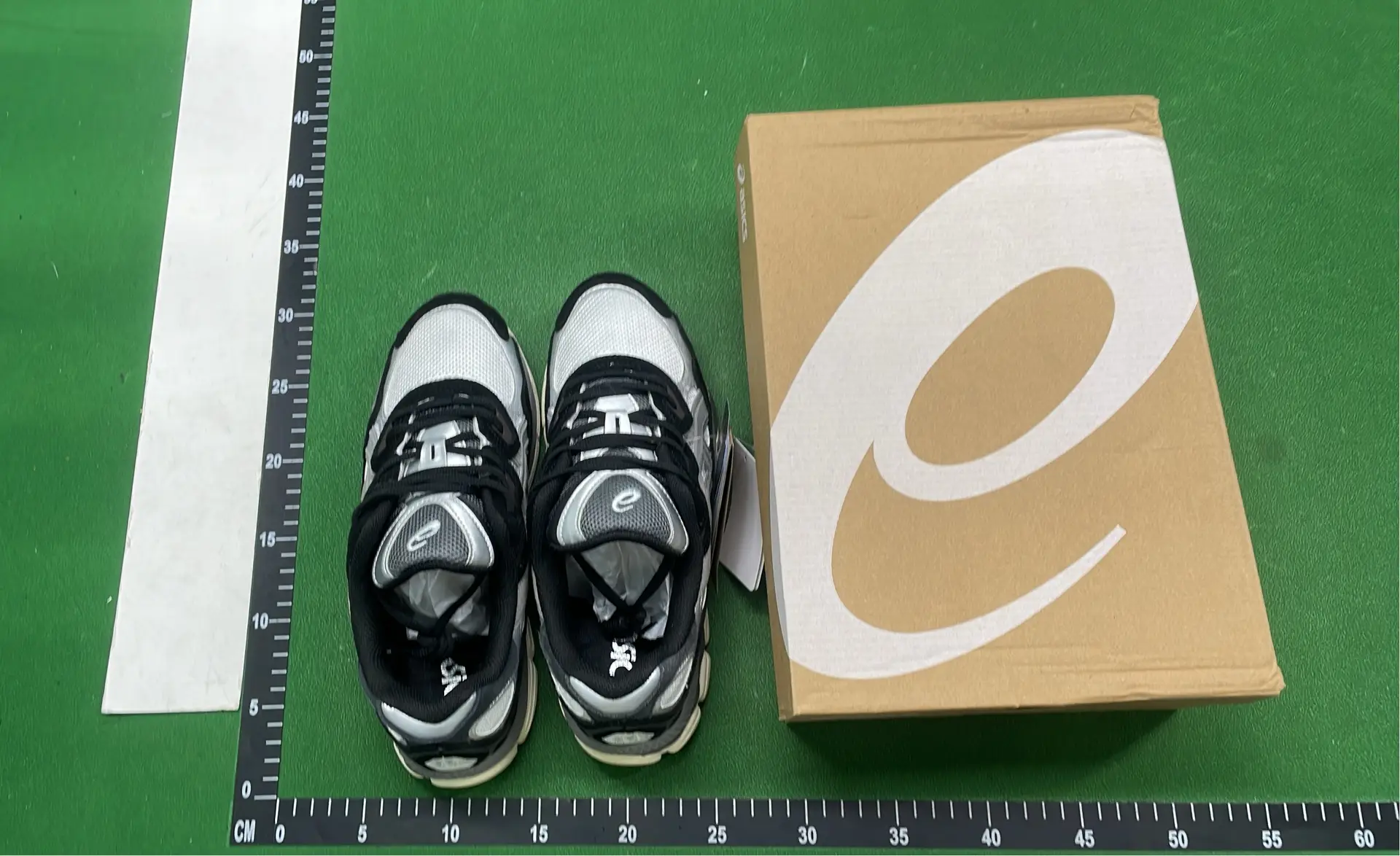 1:1 Batch Asics GEL-NYCshoes  in the Best OopBuy Spreadsheet QC photos