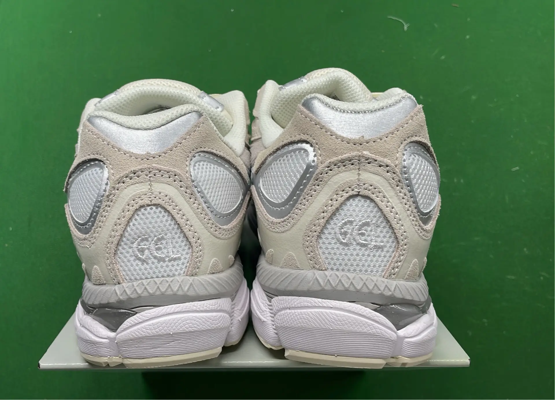 1:1 Batch Asics GEL-NYCshoes  in the Best OopBuy Spreadsheet QC photos