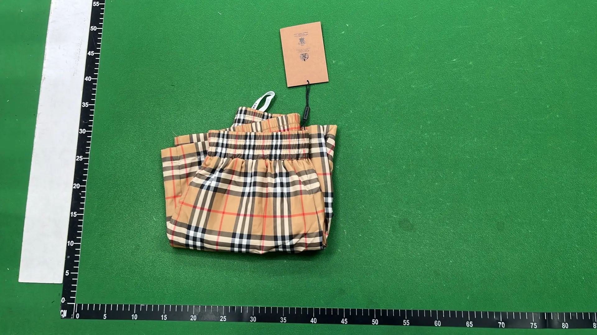 1:1 Batch Burberry shorts  in the Best OopBuy Spreadsheet QC photos