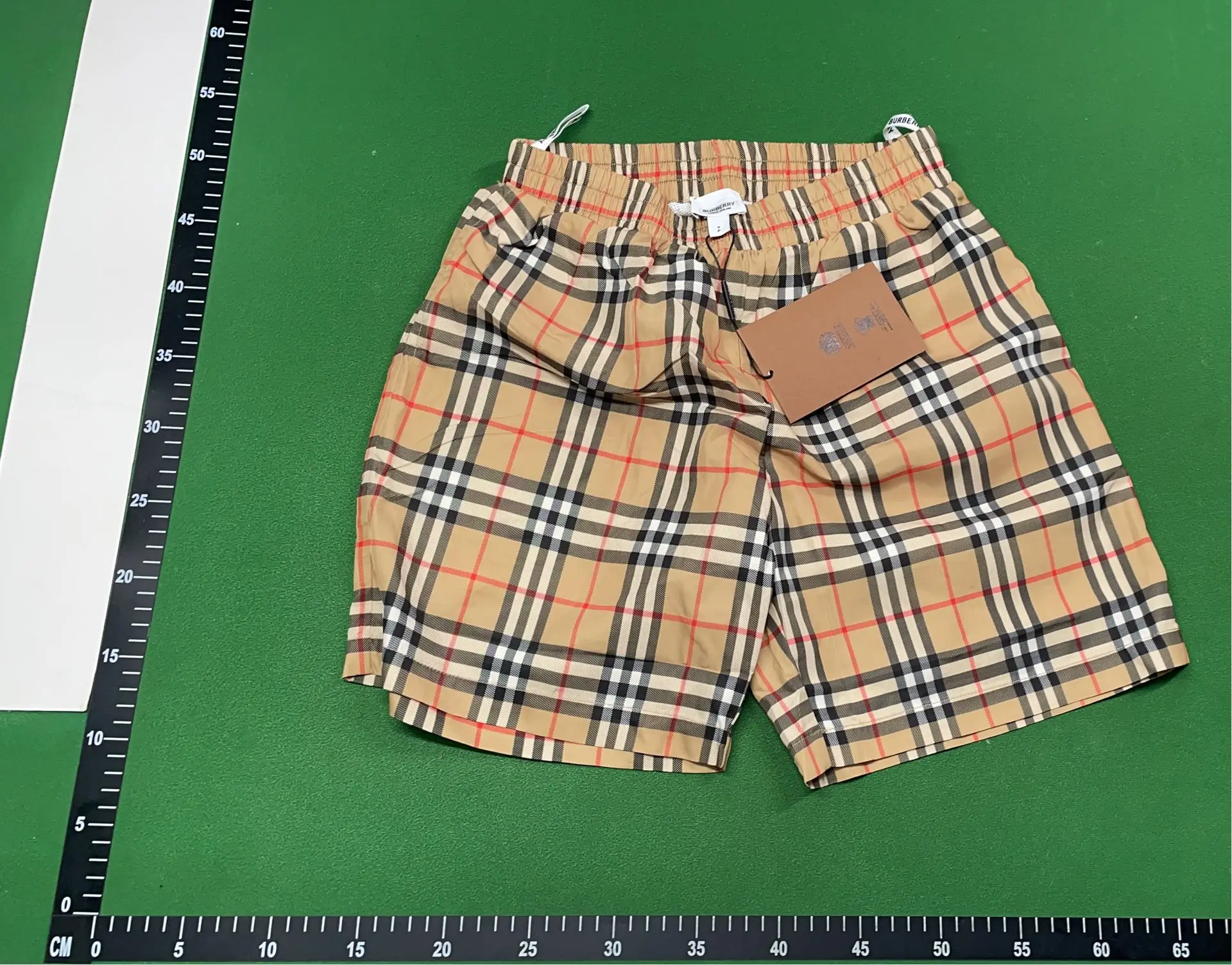 1:1 Batch Burberry shorts  in the Best OopBuy Spreadsheet QC photos