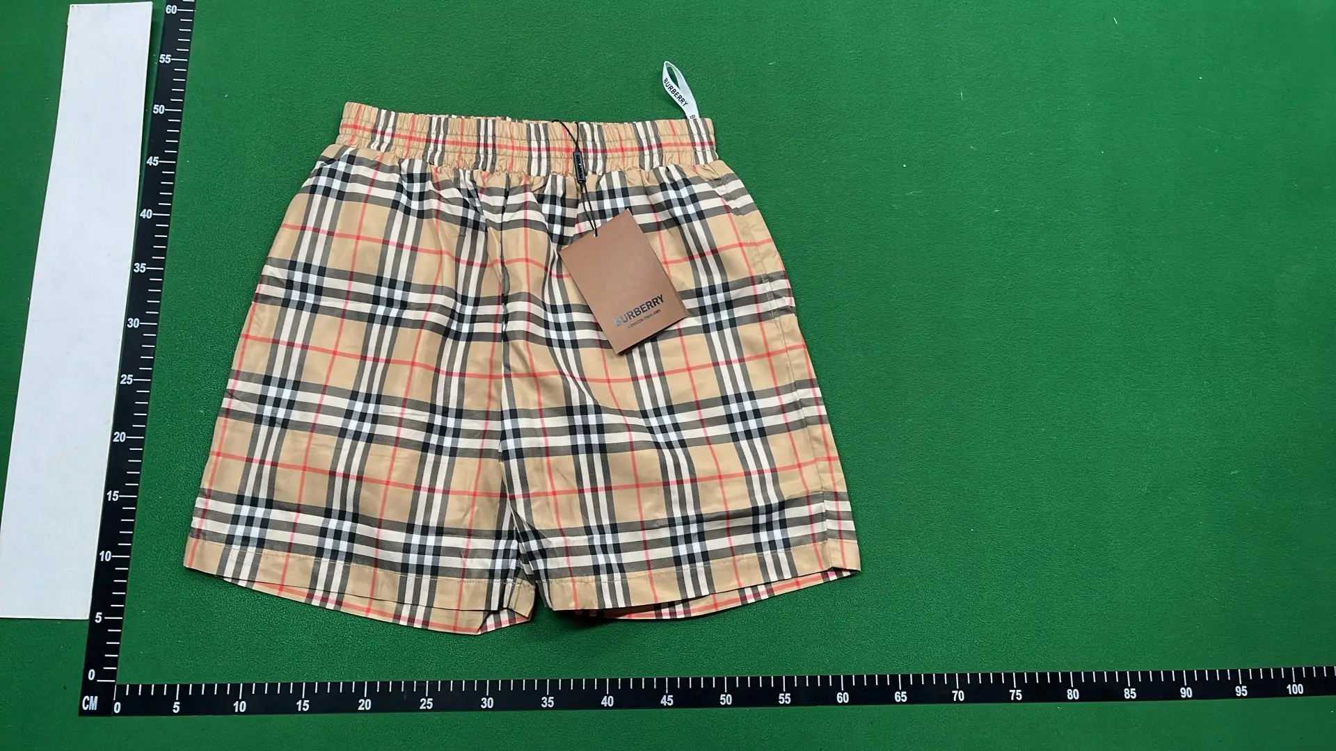 1:1 Batch Burberry shorts  in the Best OopBuy Spreadsheet QC photos