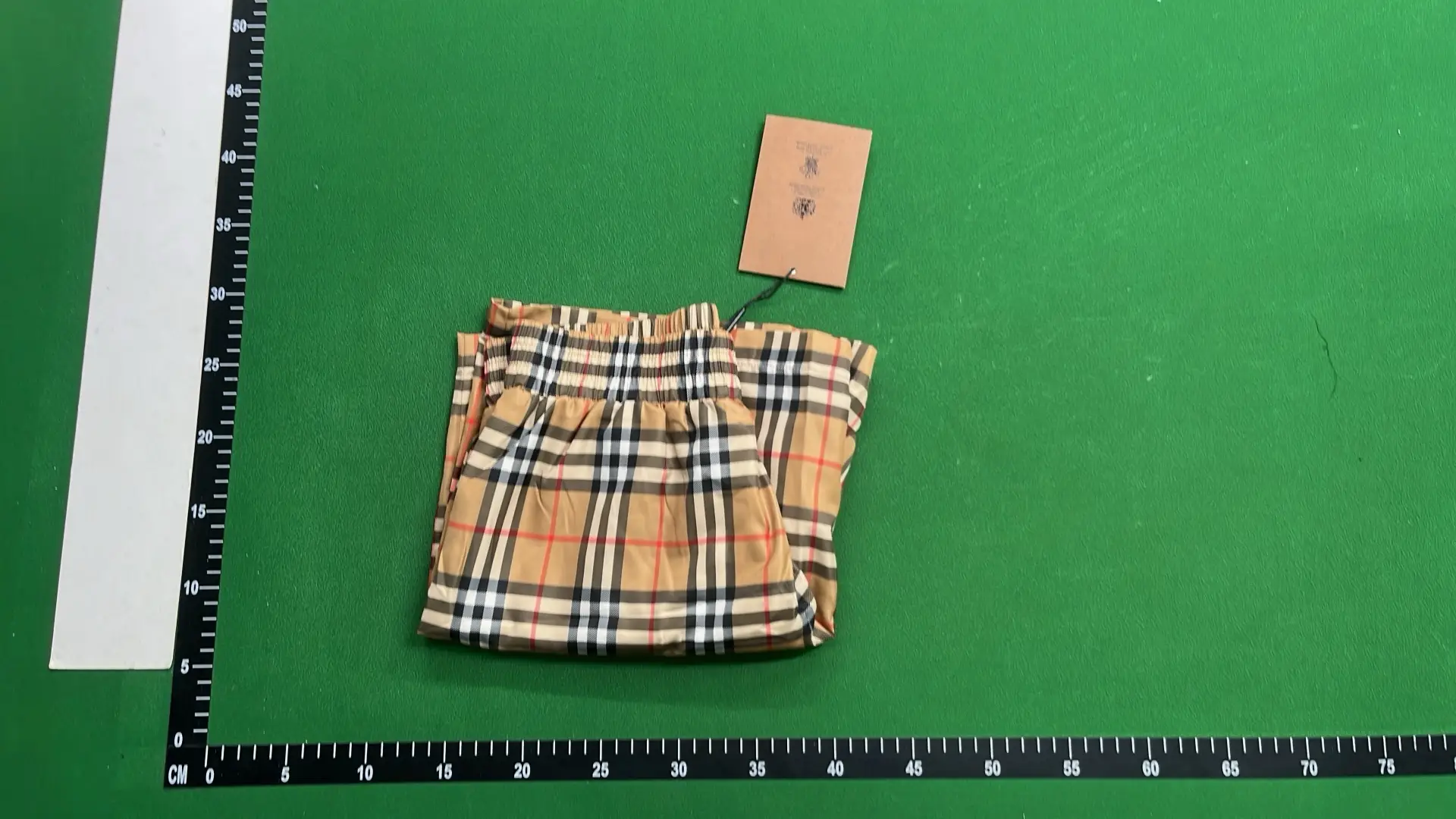 1:1 Batch Burberry shorts  in the Best OopBuy Spreadsheet QC photos