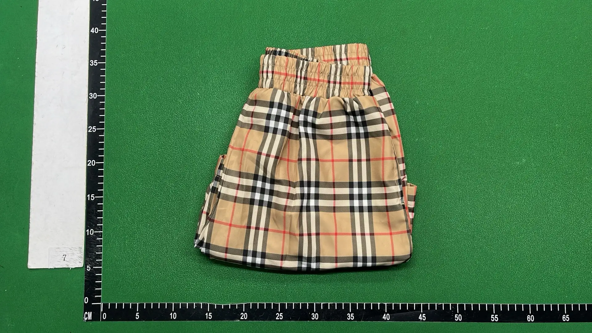 1:1 Batch Burberry shorts  in the Best OopBuy Spreadsheet QC photos