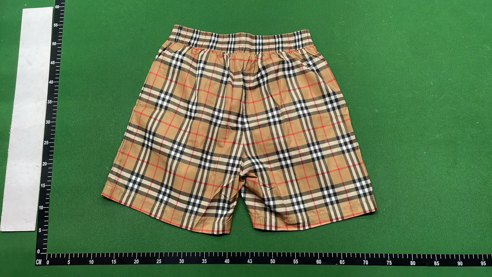 1:1 Batch Burberry shorts  in the Best OopBuy Spreadsheet QC photos