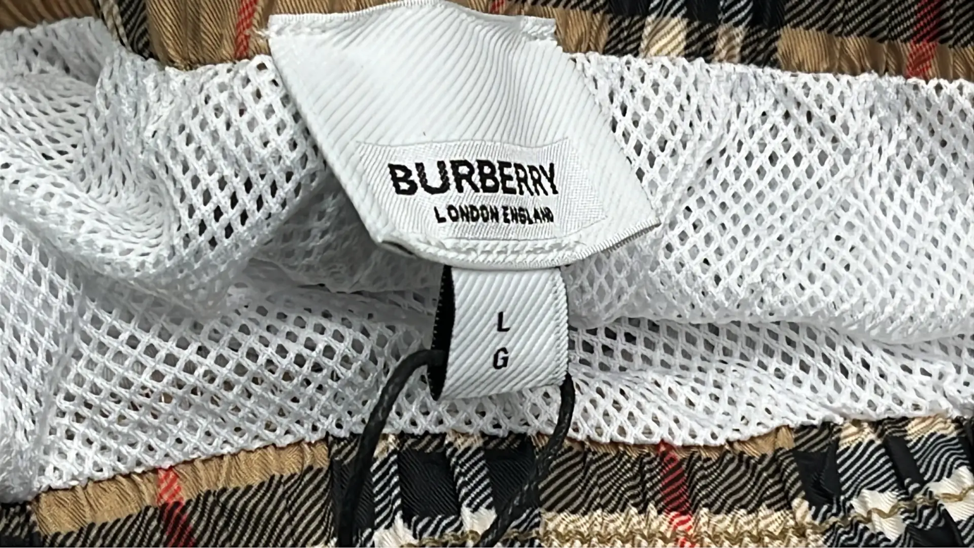 1:1 Batch Burberry shorts  in the Best OopBuy Spreadsheet QC photos