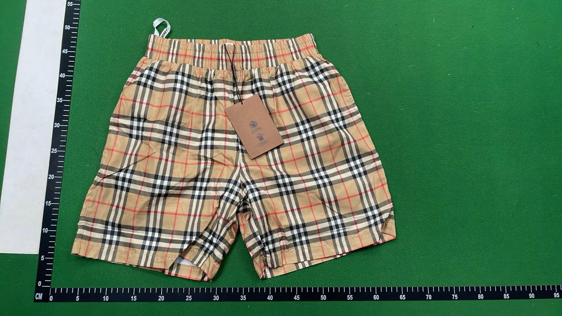 1:1 Batch Burberry shorts  in the Best OopBuy Spreadsheet QC photos