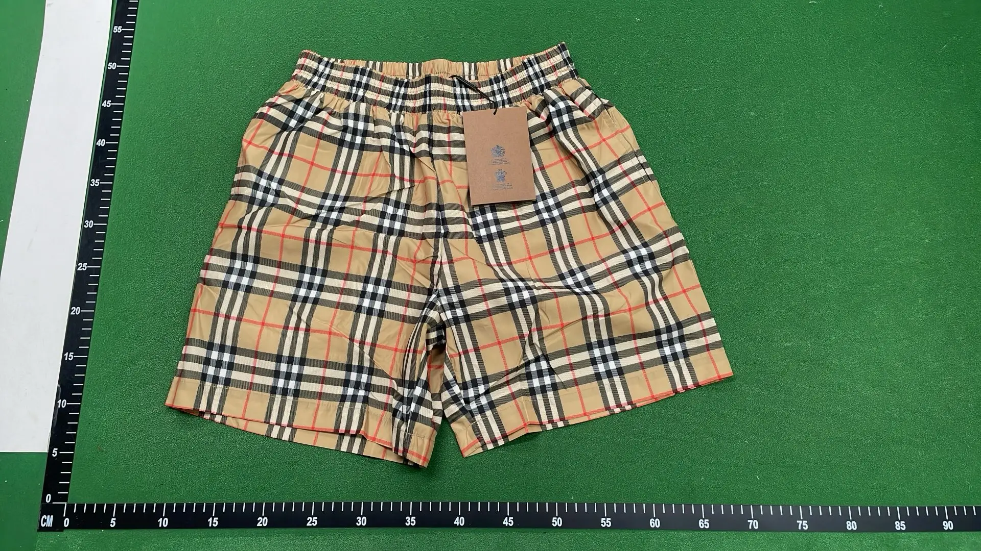 1:1 Batch Burberry shorts  in the Best OopBuy Spreadsheet QC photos