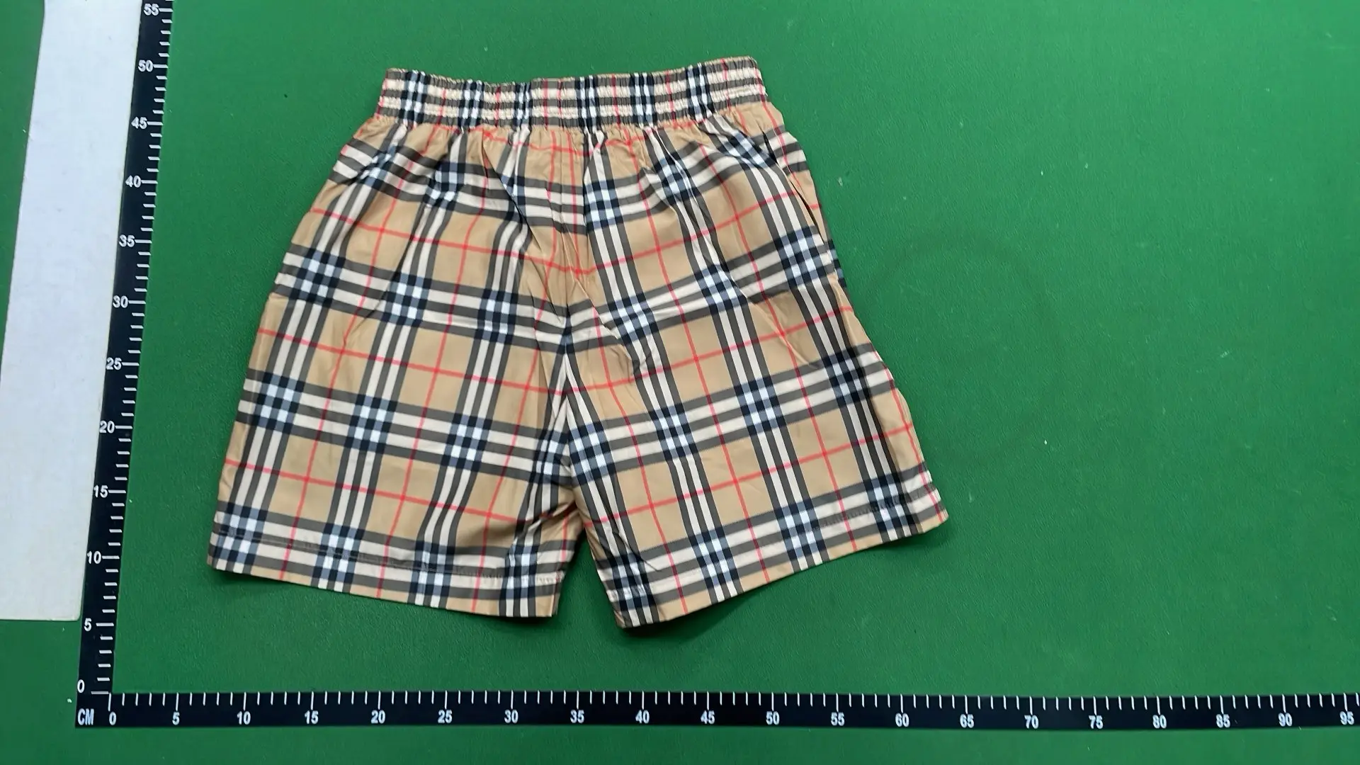 1:1 Batch Burberry shorts  in the Best OopBuy Spreadsheet QC photos