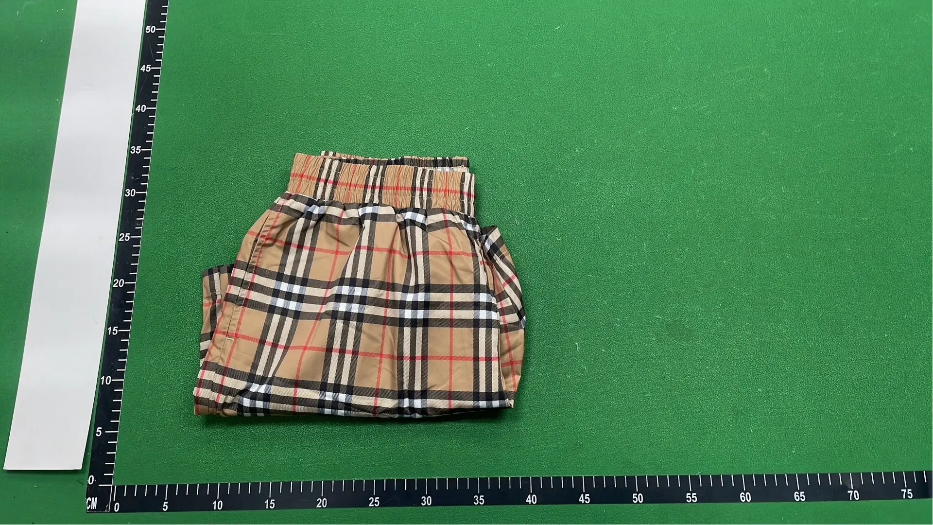 1:1 Batch Burberry shorts  in the Best OopBuy Spreadsheet QC photos