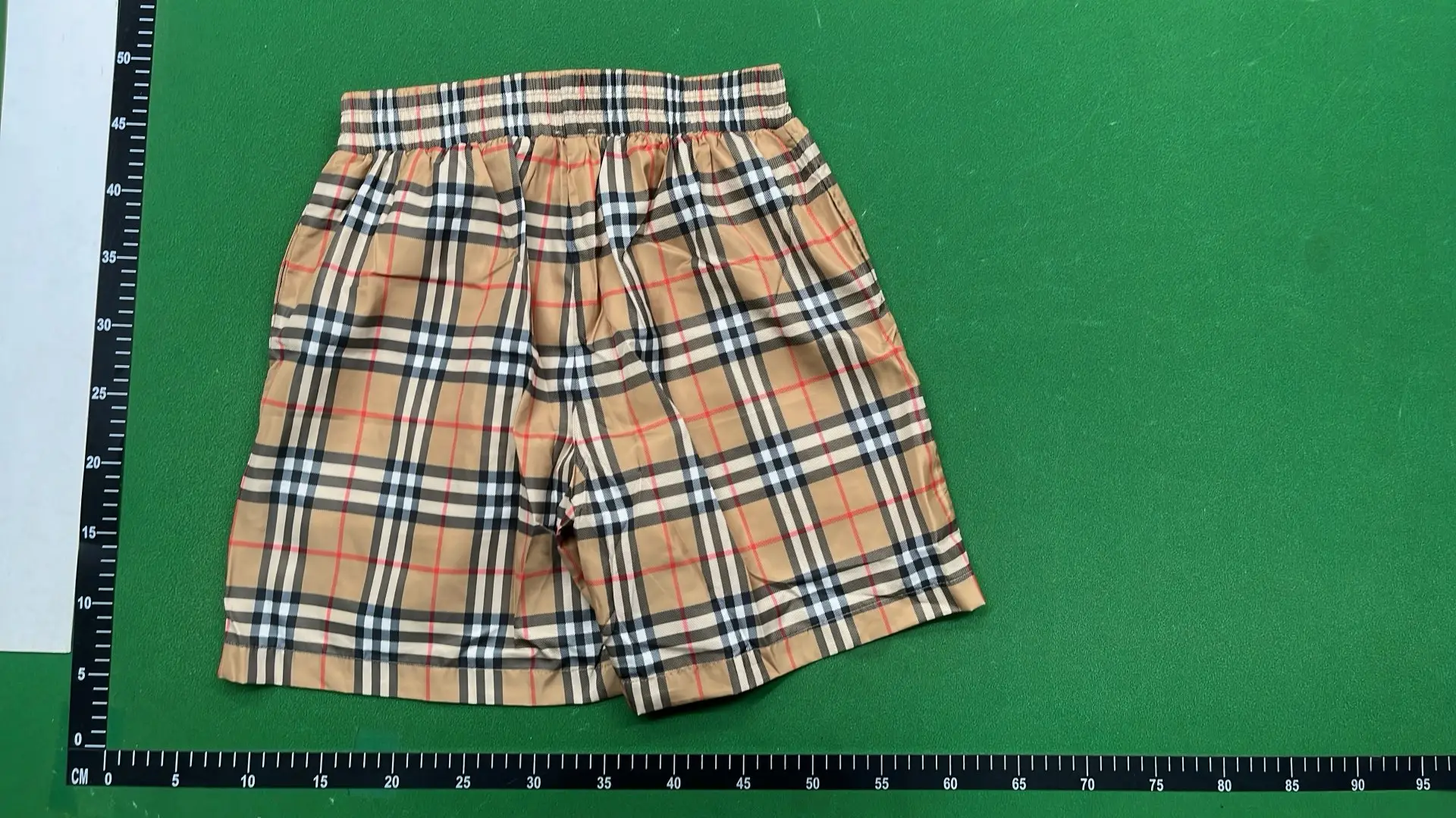 1:1 Batch Burberry shorts  in the Best OopBuy Spreadsheet QC photos