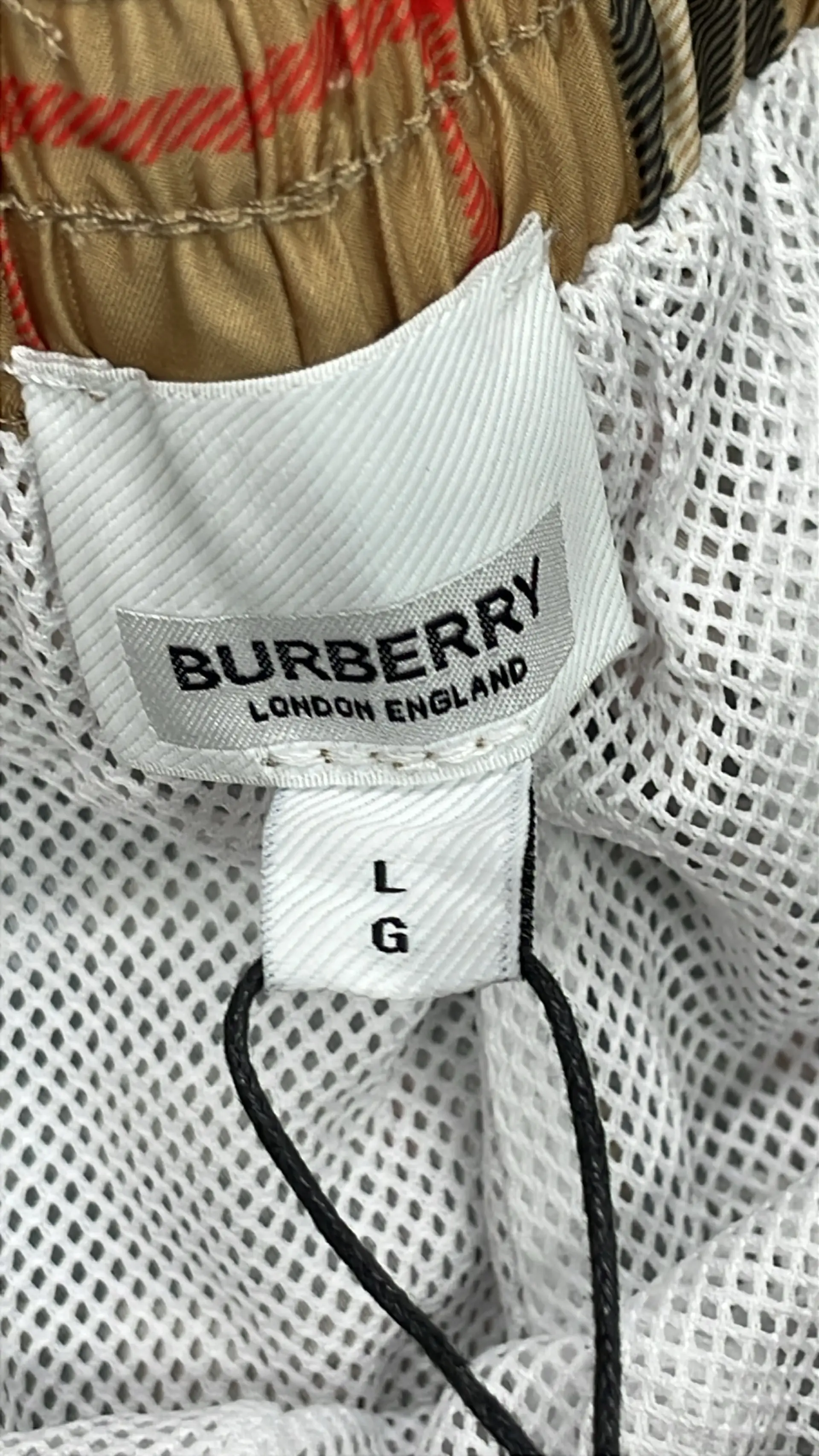 1:1 Batch Burberry shorts  in the Best OopBuy Spreadsheet QC photos