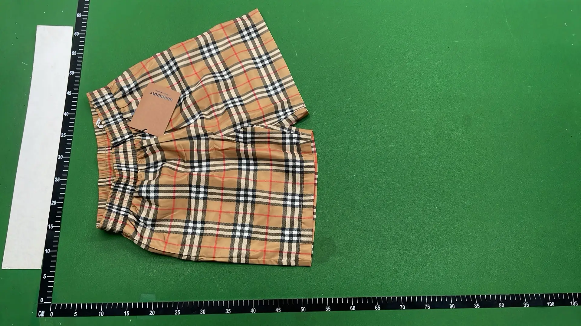 1:1 Batch Burberry shorts  in the Best OopBuy Spreadsheet QC photos