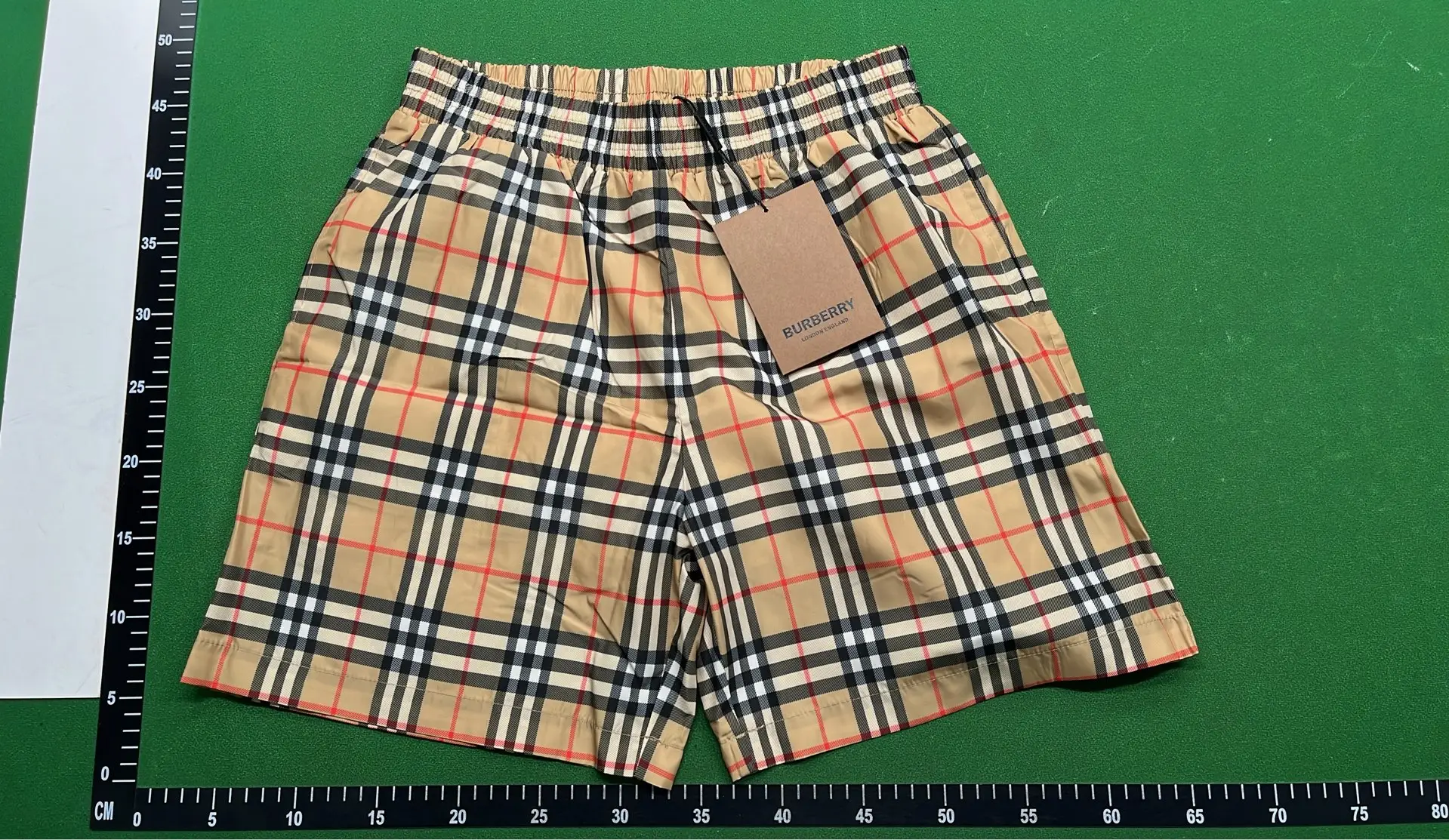 1:1 Batch Burberry shorts  in the Best OopBuy Spreadsheet QC photos
