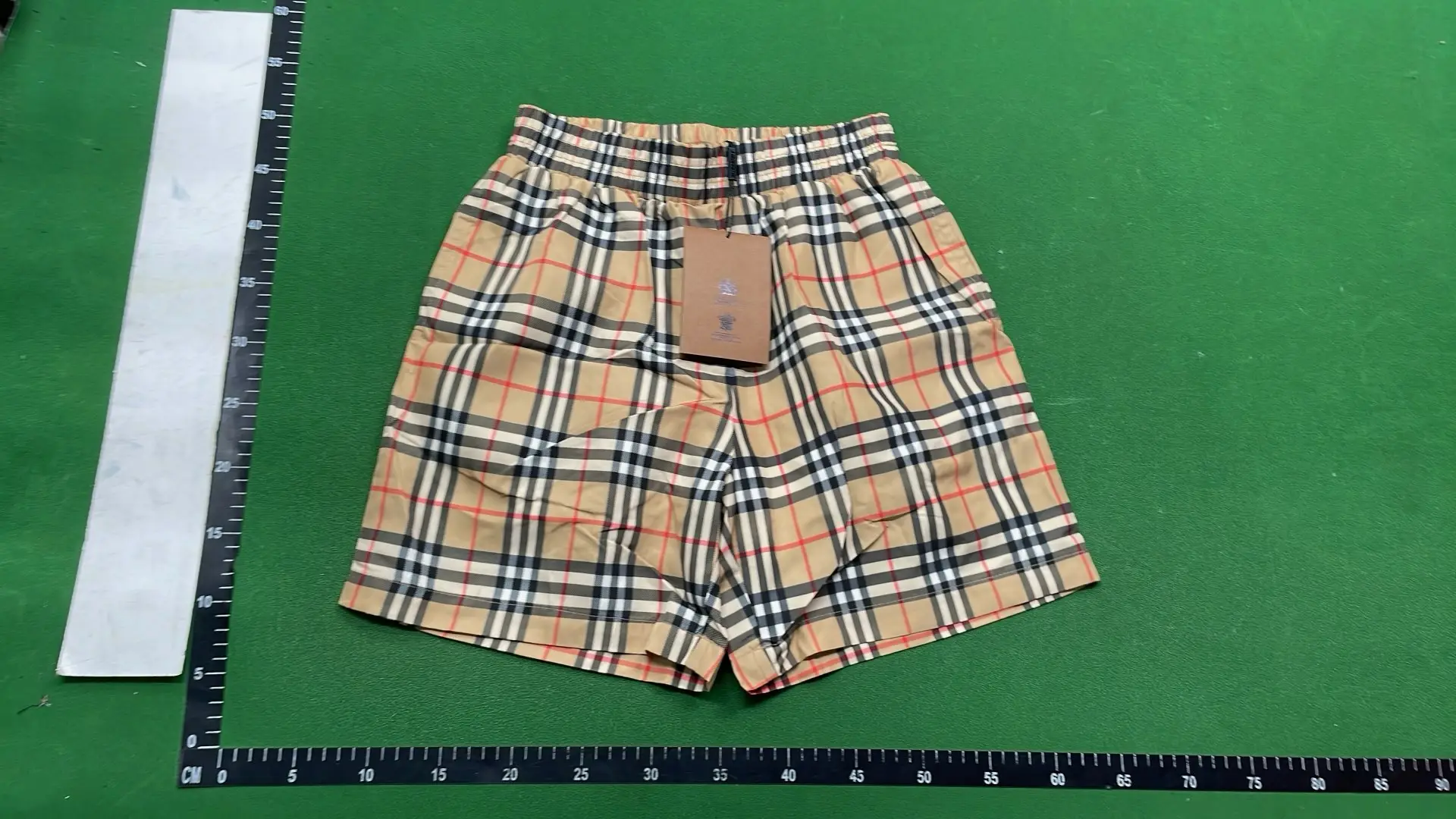 1:1 Batch Burberry shorts  in the Best OopBuy Spreadsheet QC photos
