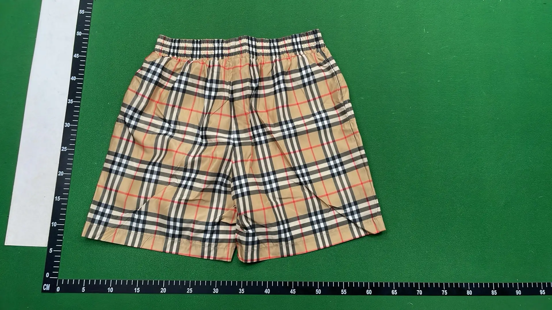 1:1 Batch Burberry shorts  in the Best OopBuy Spreadsheet QC photos