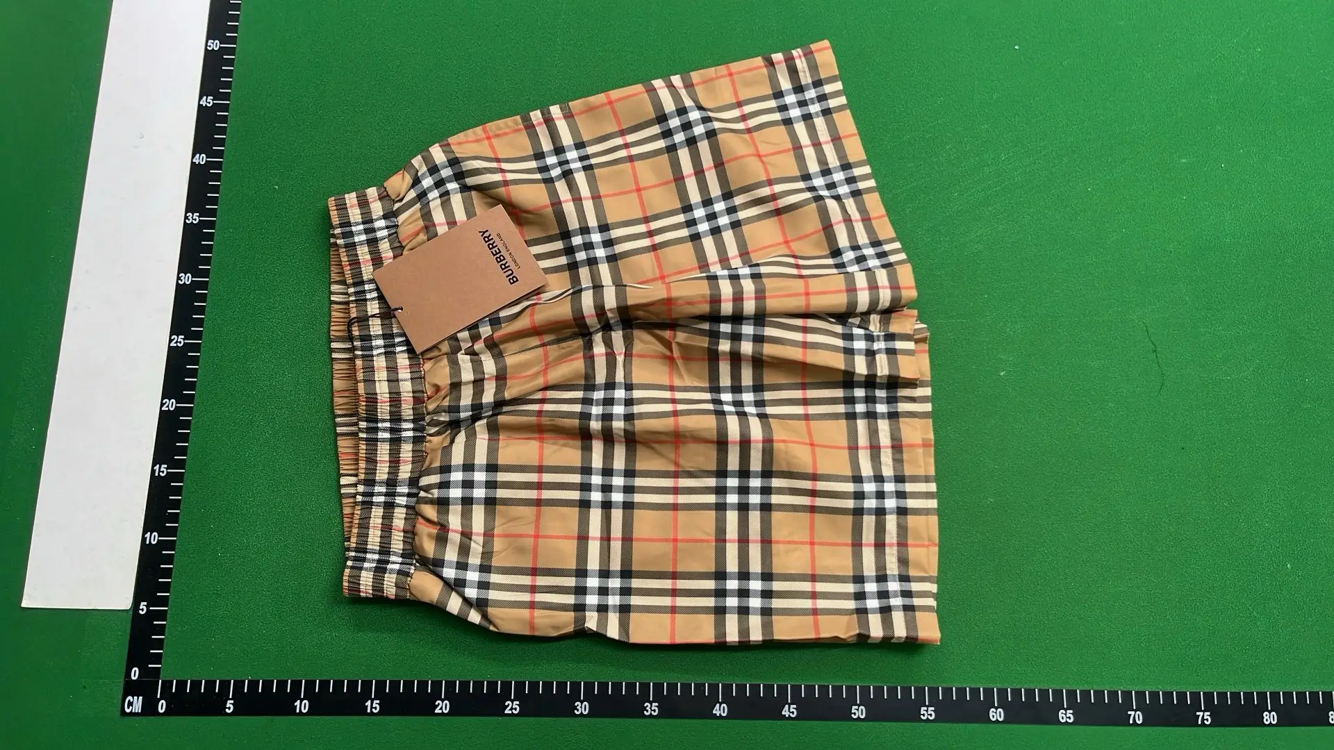 1:1 Batch Burberry shorts  in the Best OopBuy Spreadsheet QC photos