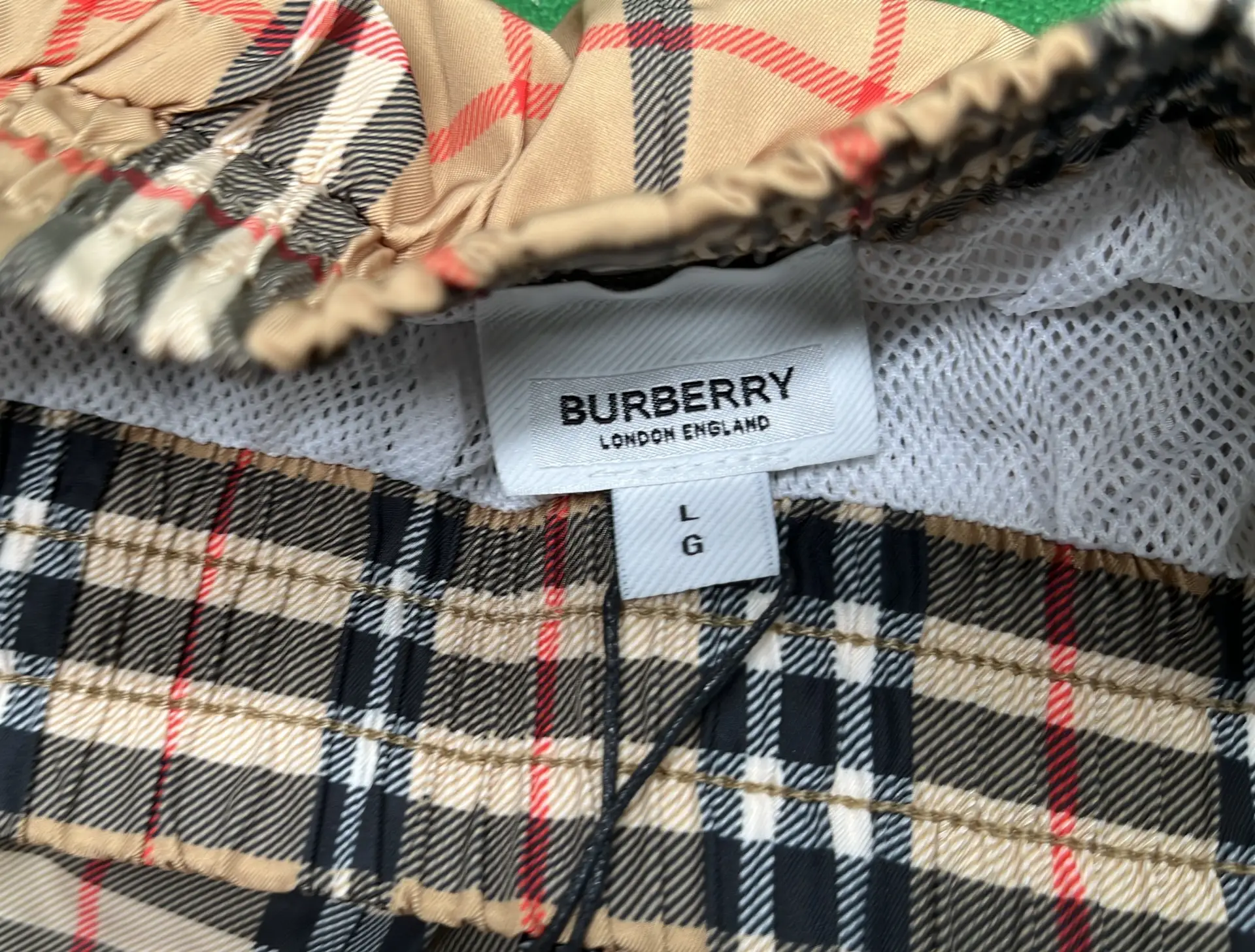1:1 Batch Burberry shorts  in the Best OopBuy Spreadsheet QC photos
