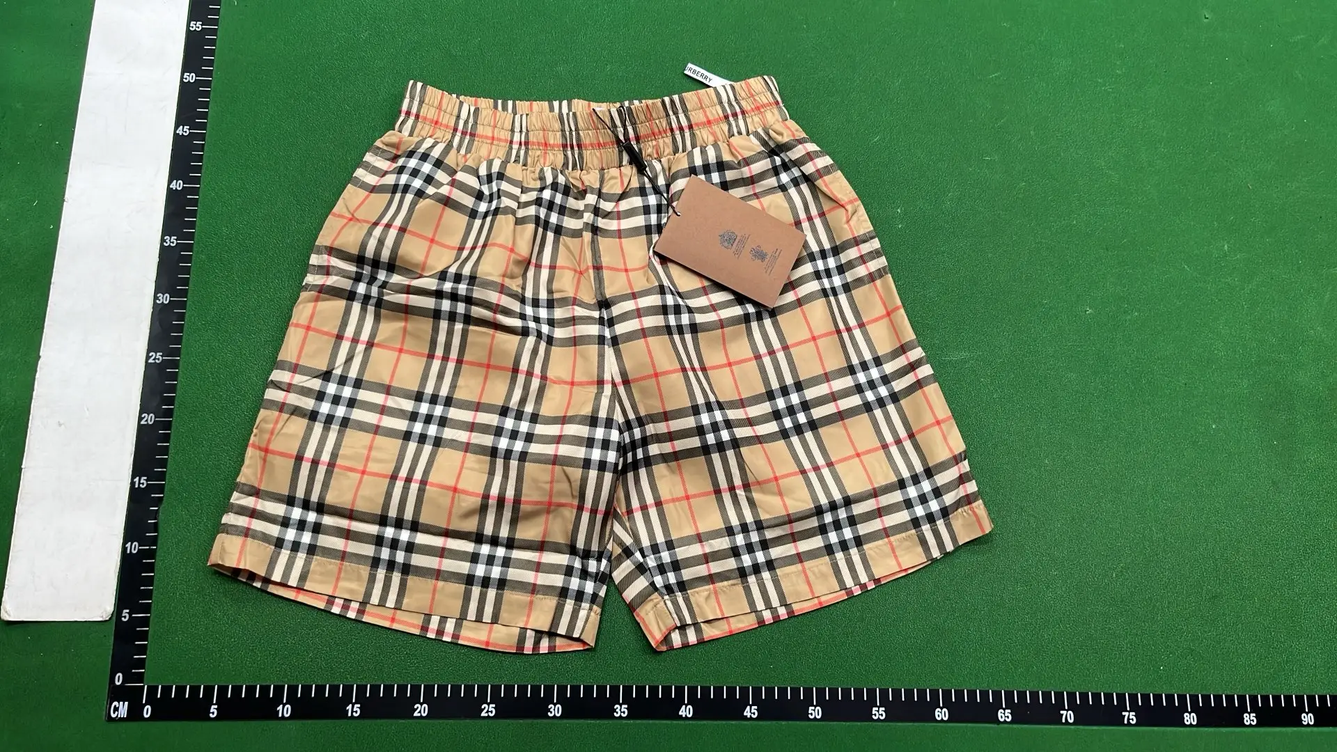 1:1 Batch Burberry shorts  in the Best OopBuy Spreadsheet QC photos