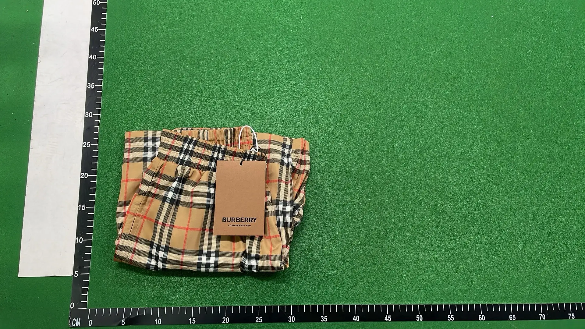 1:1 Batch Burberry shorts  in the Best OopBuy Spreadsheet QC photos