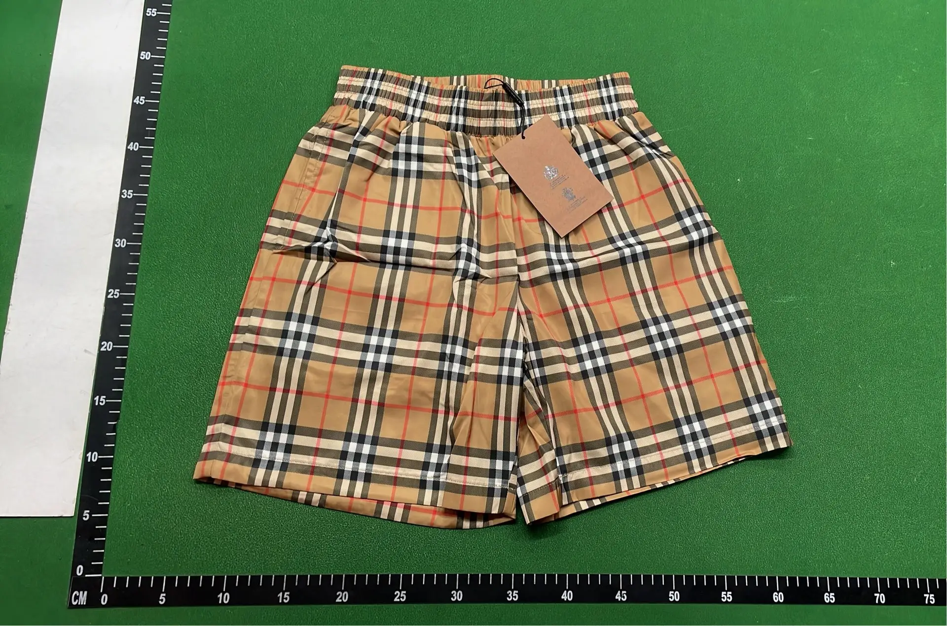 1:1 Batch Burberry shorts  in the Best OopBuy Spreadsheet QC photos