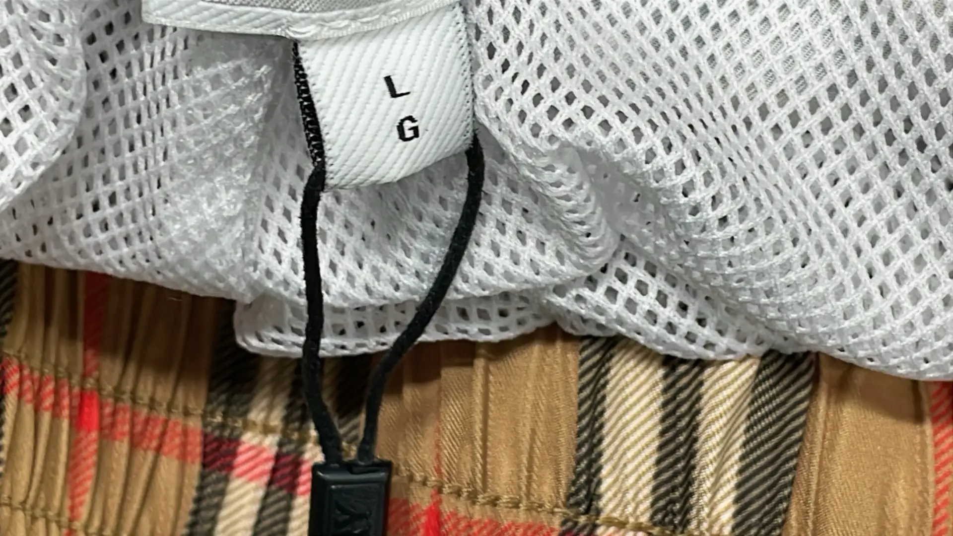 1:1 Batch Burberry shorts  in the Best OopBuy Spreadsheet QC photos