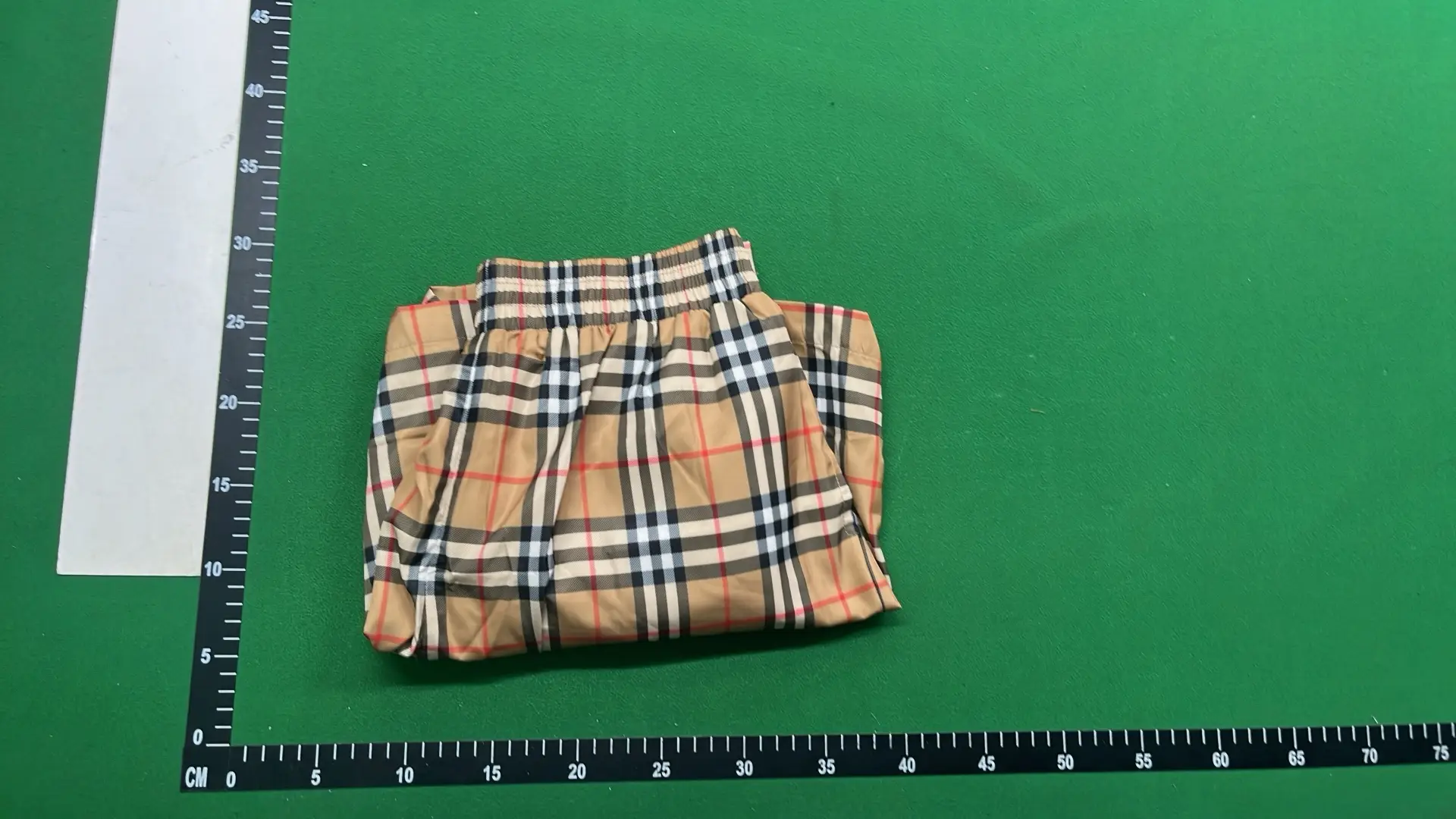 1:1 Batch Burberry shorts  in the Best OopBuy Spreadsheet QC photos