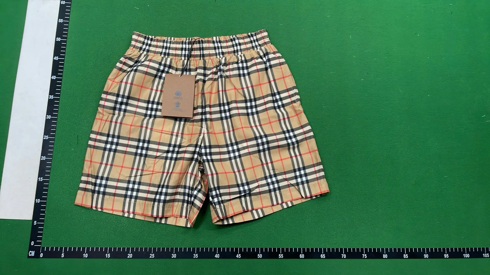 1:1 Batch Burberry shorts  in the Best OopBuy Spreadsheet QC photos