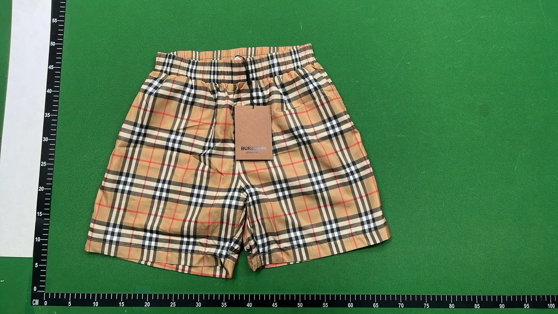 1:1 Batch Burberry shorts  in the Best OopBuy Spreadsheet QC photos