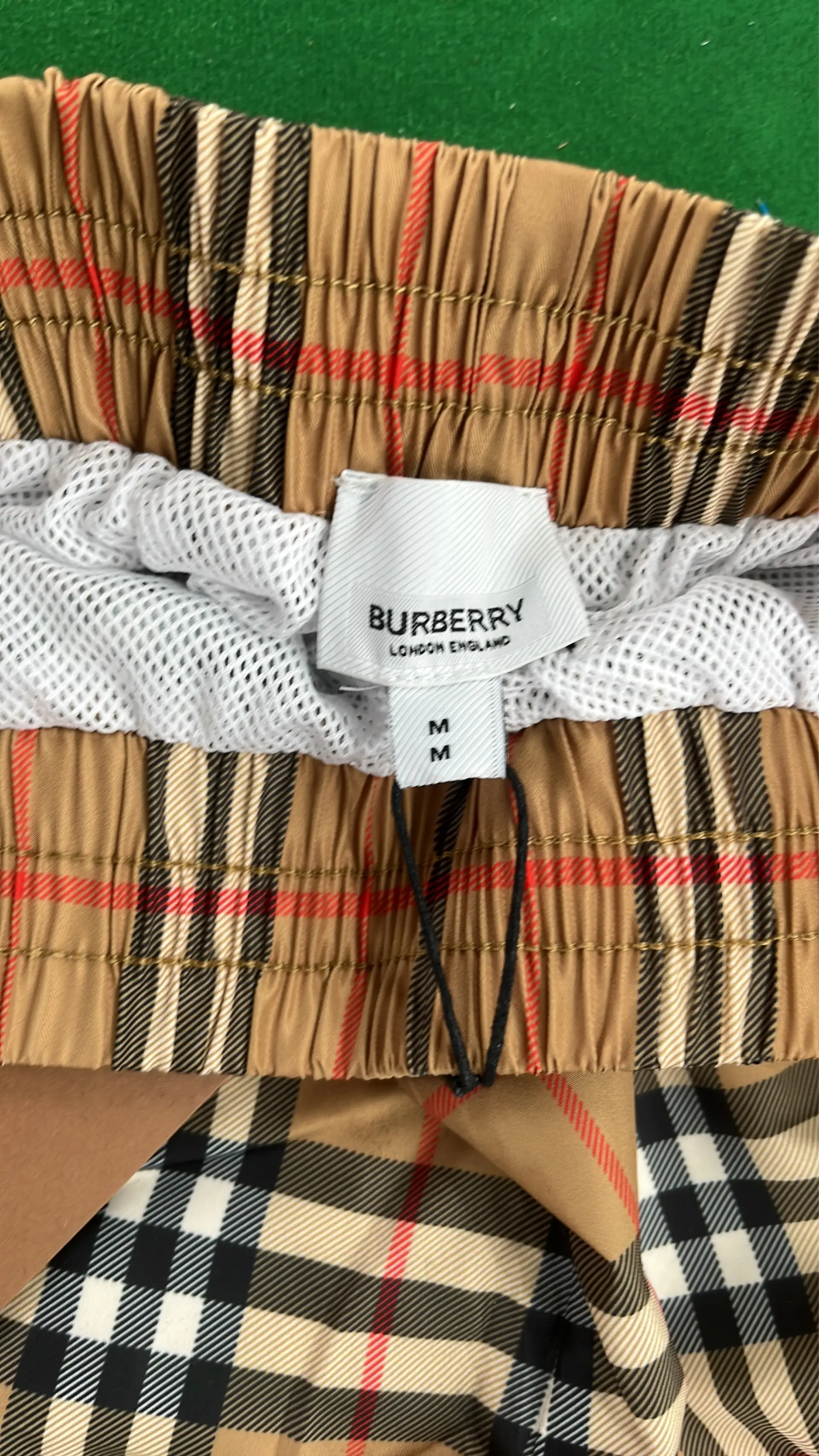 1:1 Batch Burberry shorts  in the Best OopBuy Spreadsheet QC photos