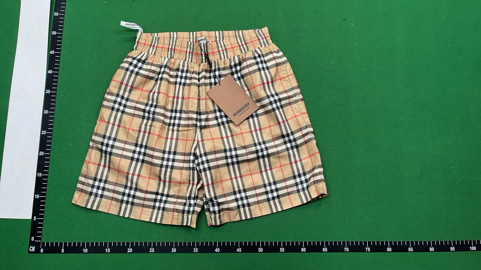 1:1 Batch Burberry shorts  in the Best OopBuy Spreadsheet QC photos