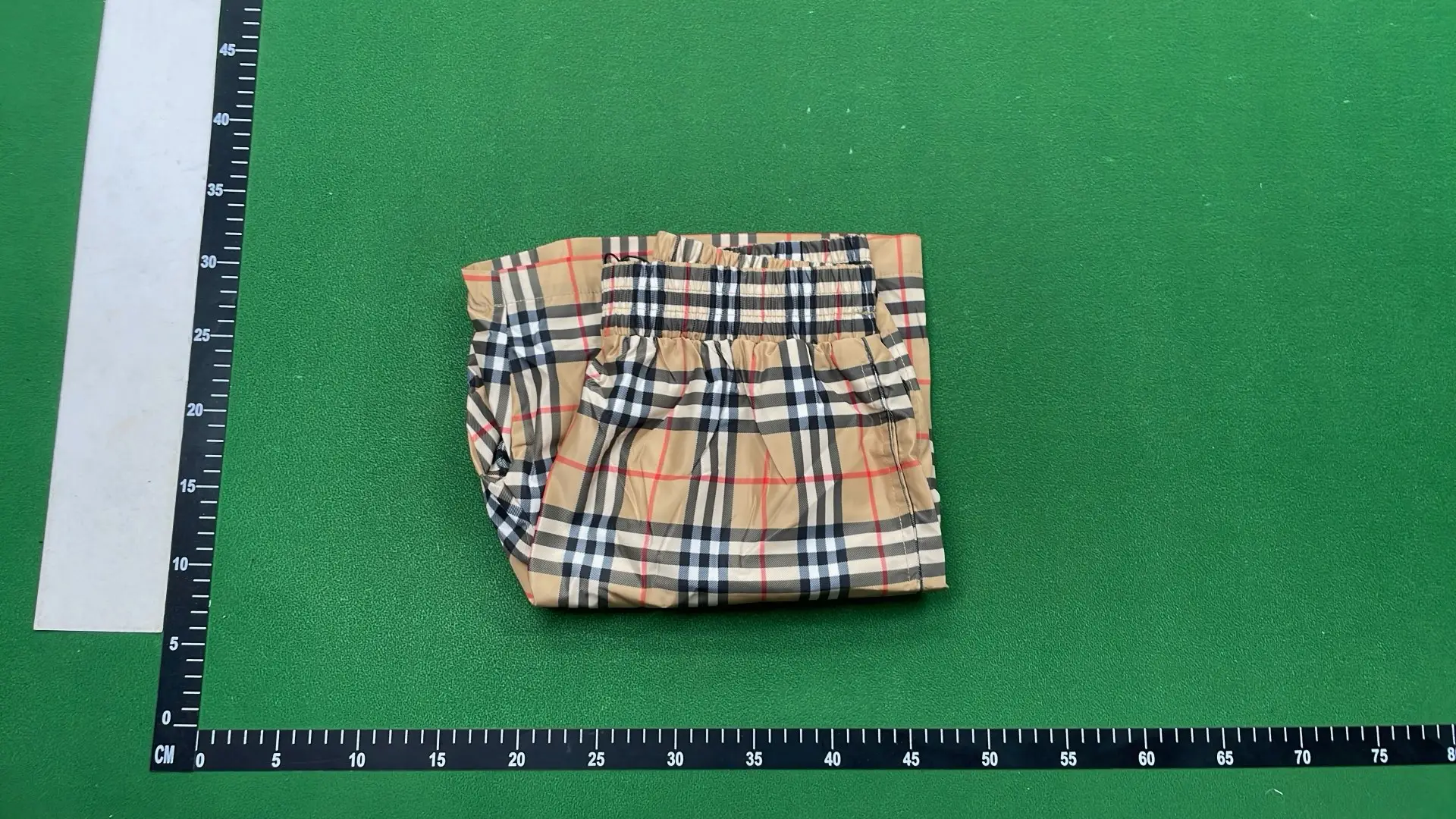 1:1 Batch Burberry shorts  in the Best OopBuy Spreadsheet QC photos