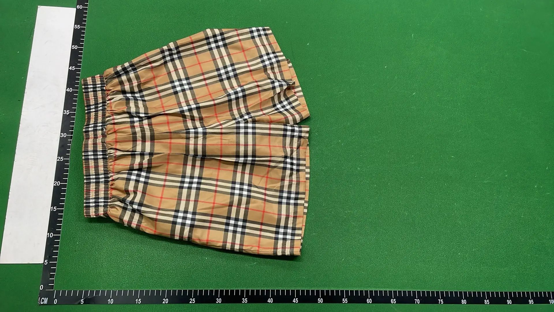 1:1 Batch Burberry shorts  in the Best OopBuy Spreadsheet QC photos