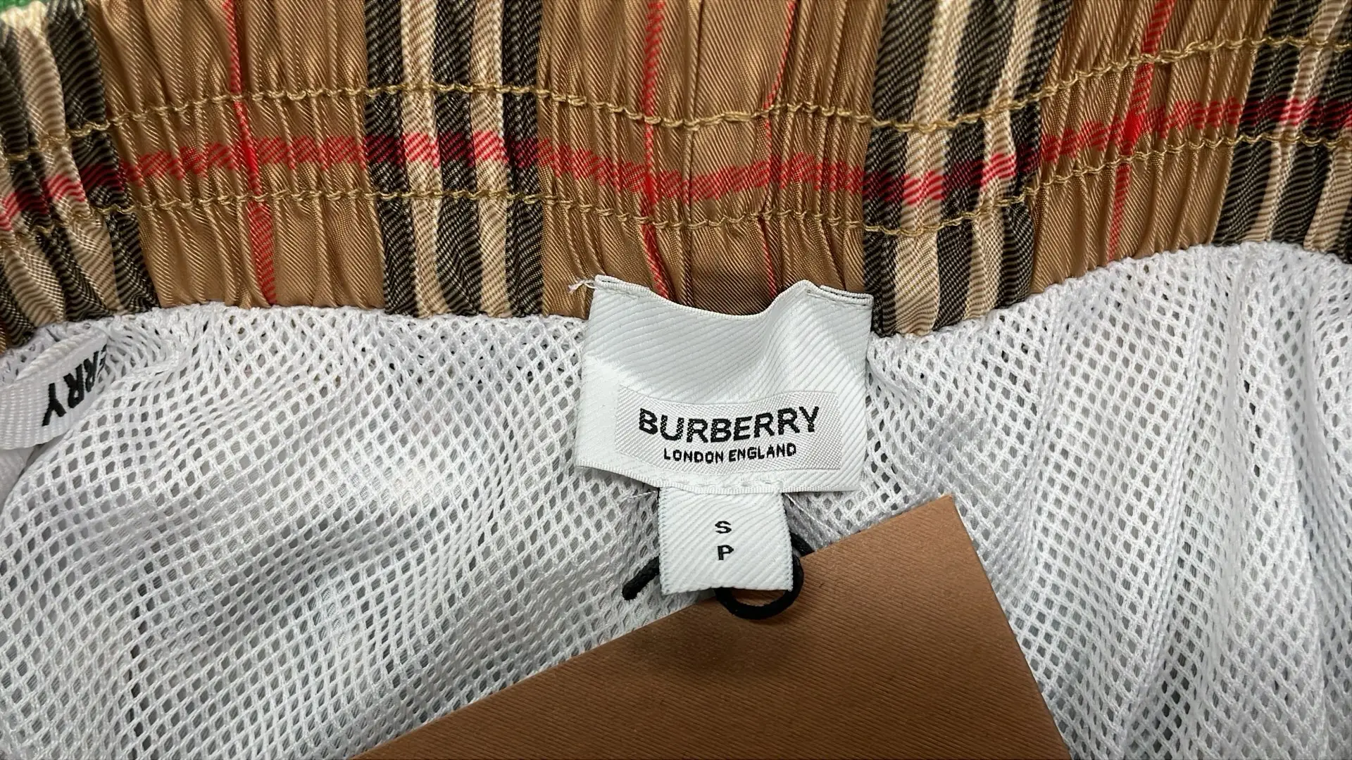 1:1 Batch Burberry shorts  in the Best OopBuy Spreadsheet QC photos