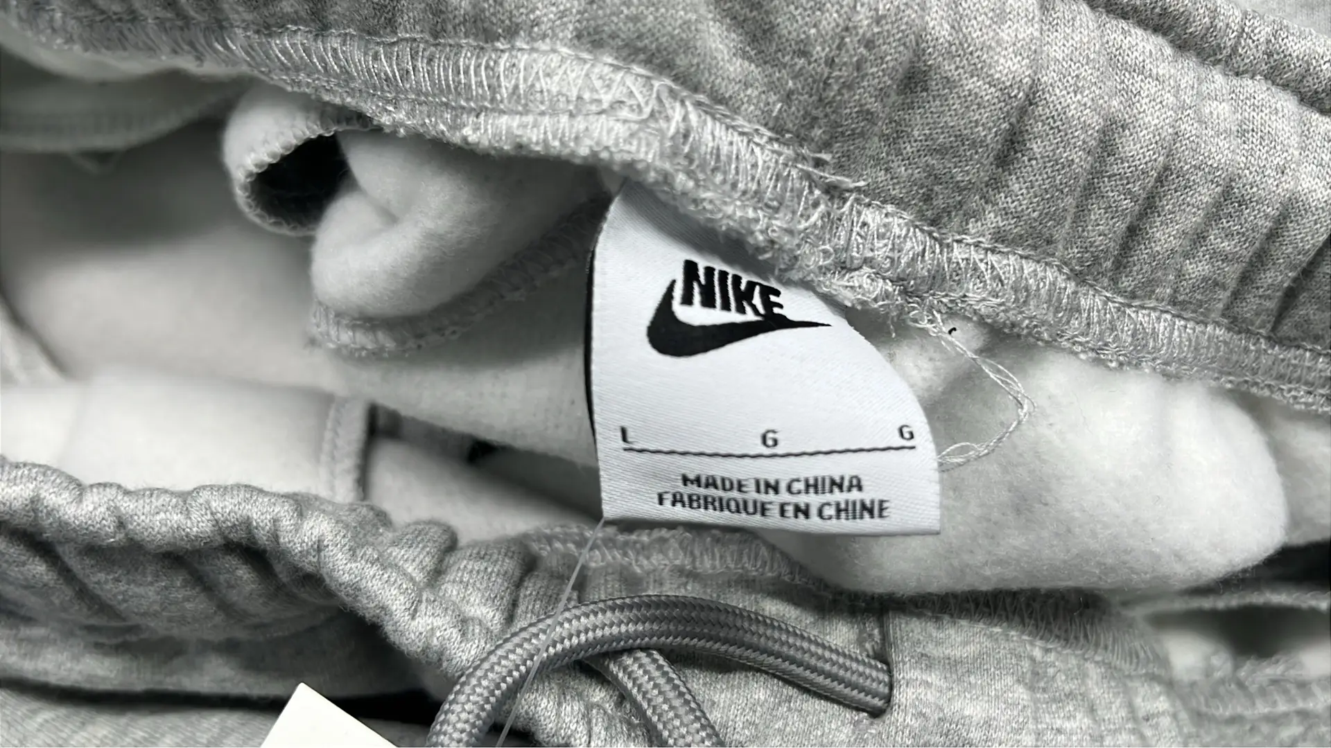 1:1 Batch Nike hoodie  in the Best OopBuy Spreadsheet QC photos