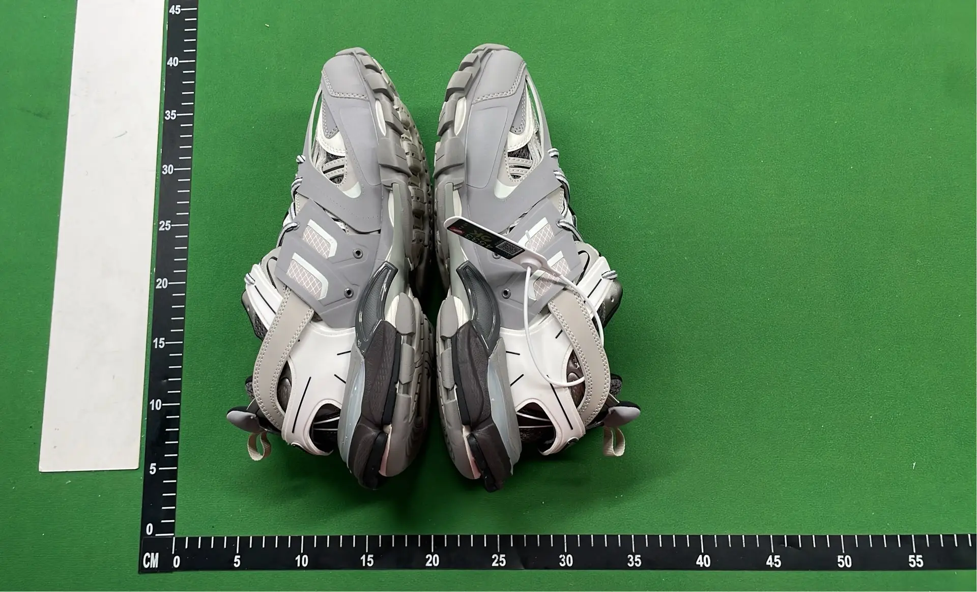 1:1 Batch BALENCIAGA Shoes  in the Best OopBuy Spreadsheet QC photos